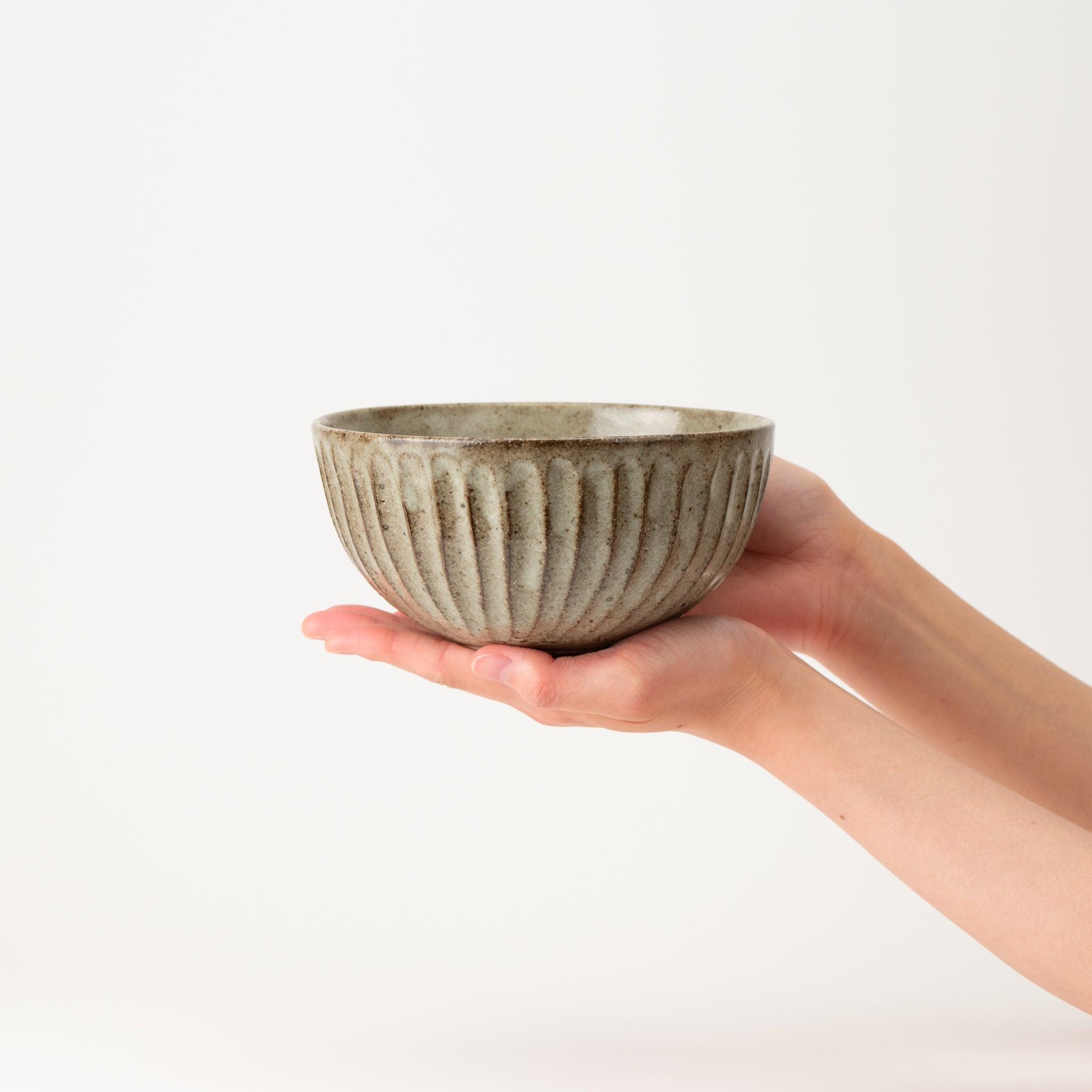 Grey Glaze Carving Donburi Bowl