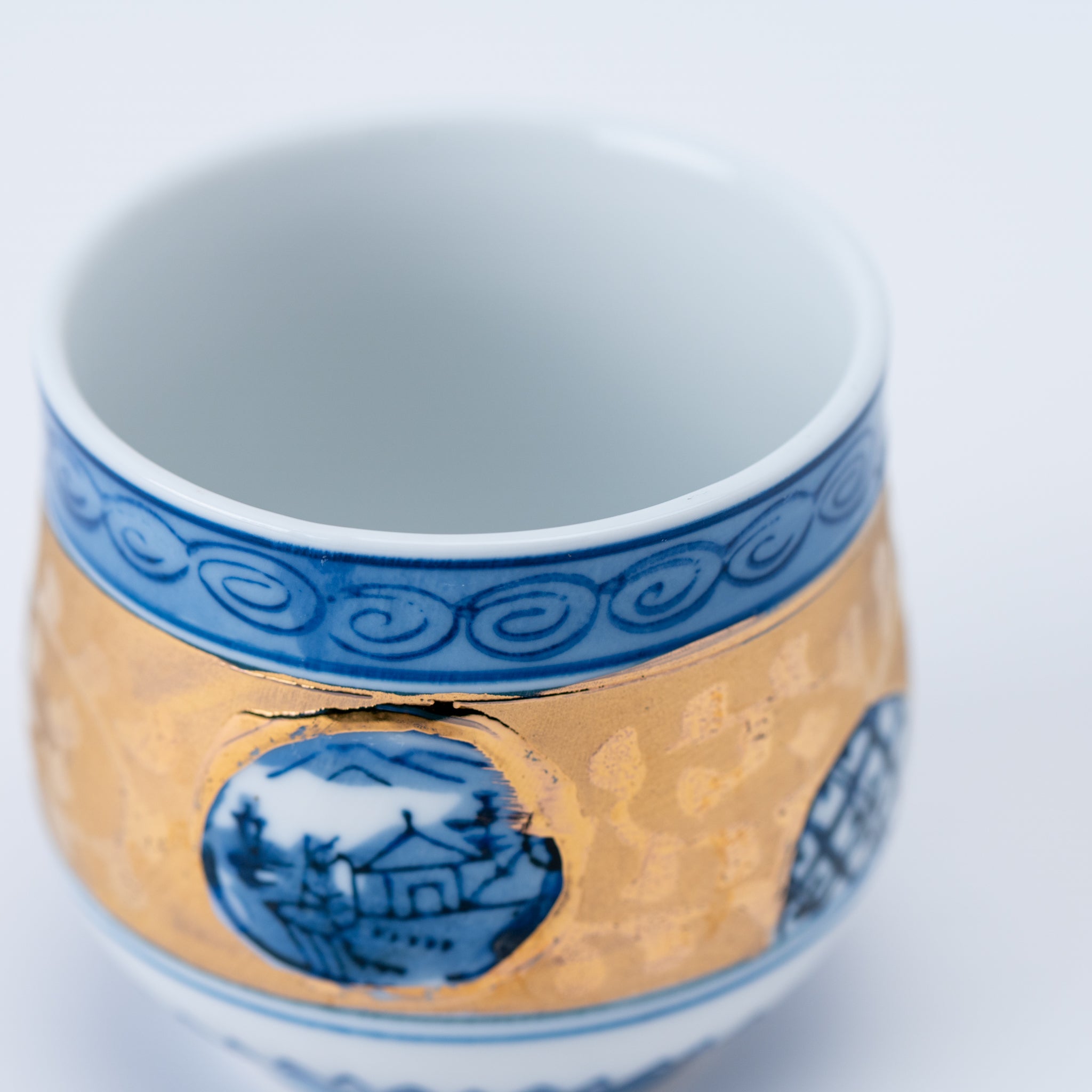 Blue Gold Crest Yunomi Teacup