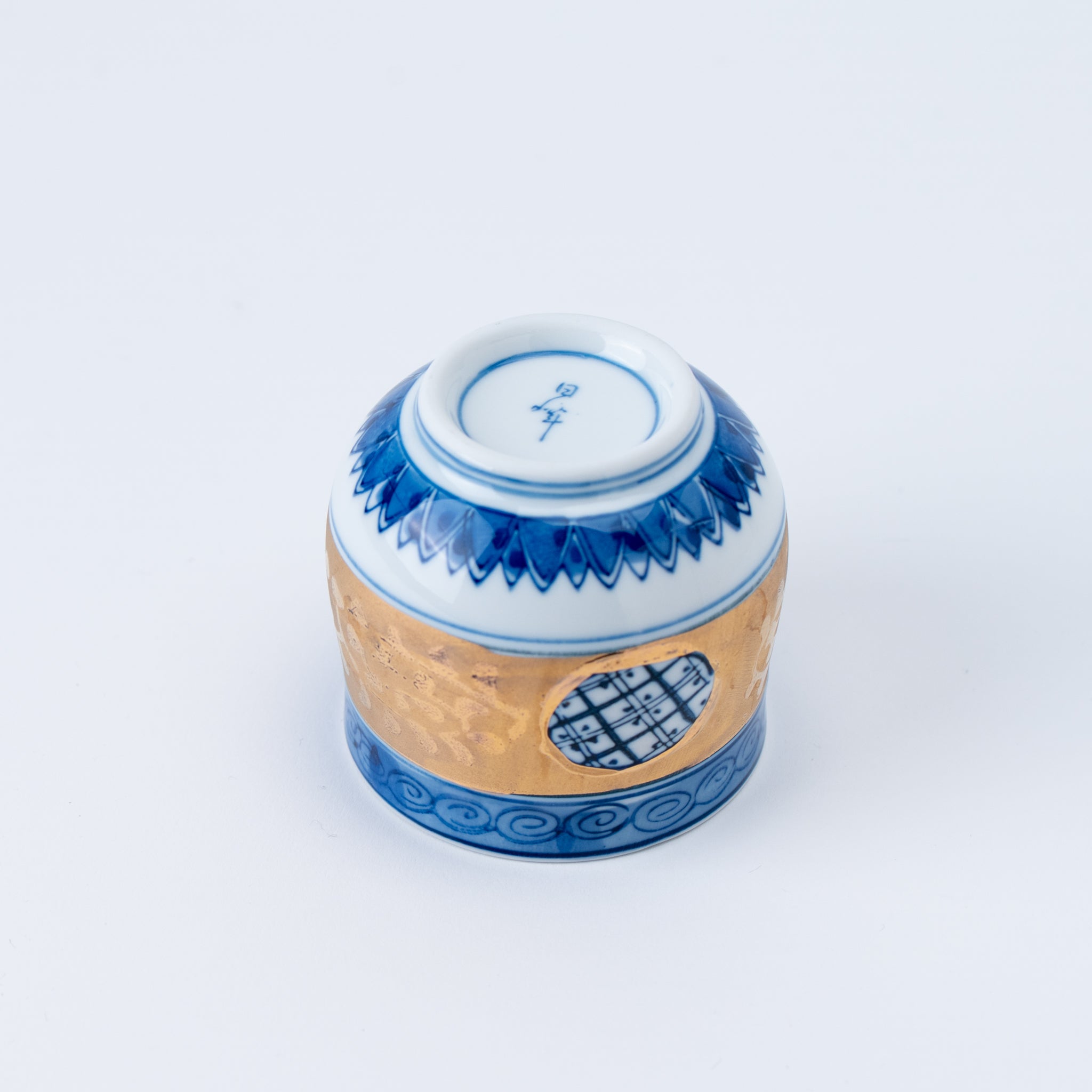 Blue Gold Crest Yunomi Teacup