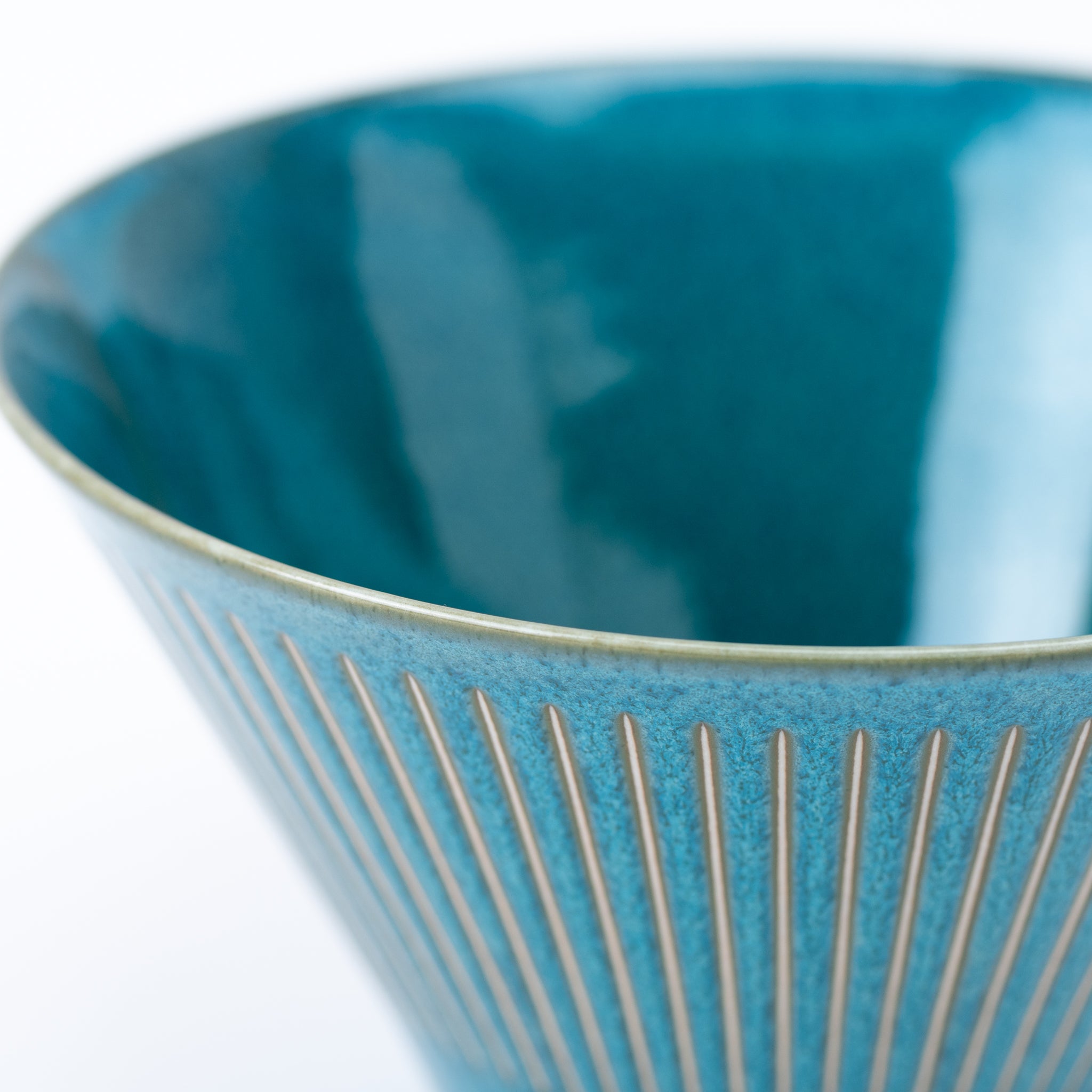 Turquoise Line Ramen Bowl