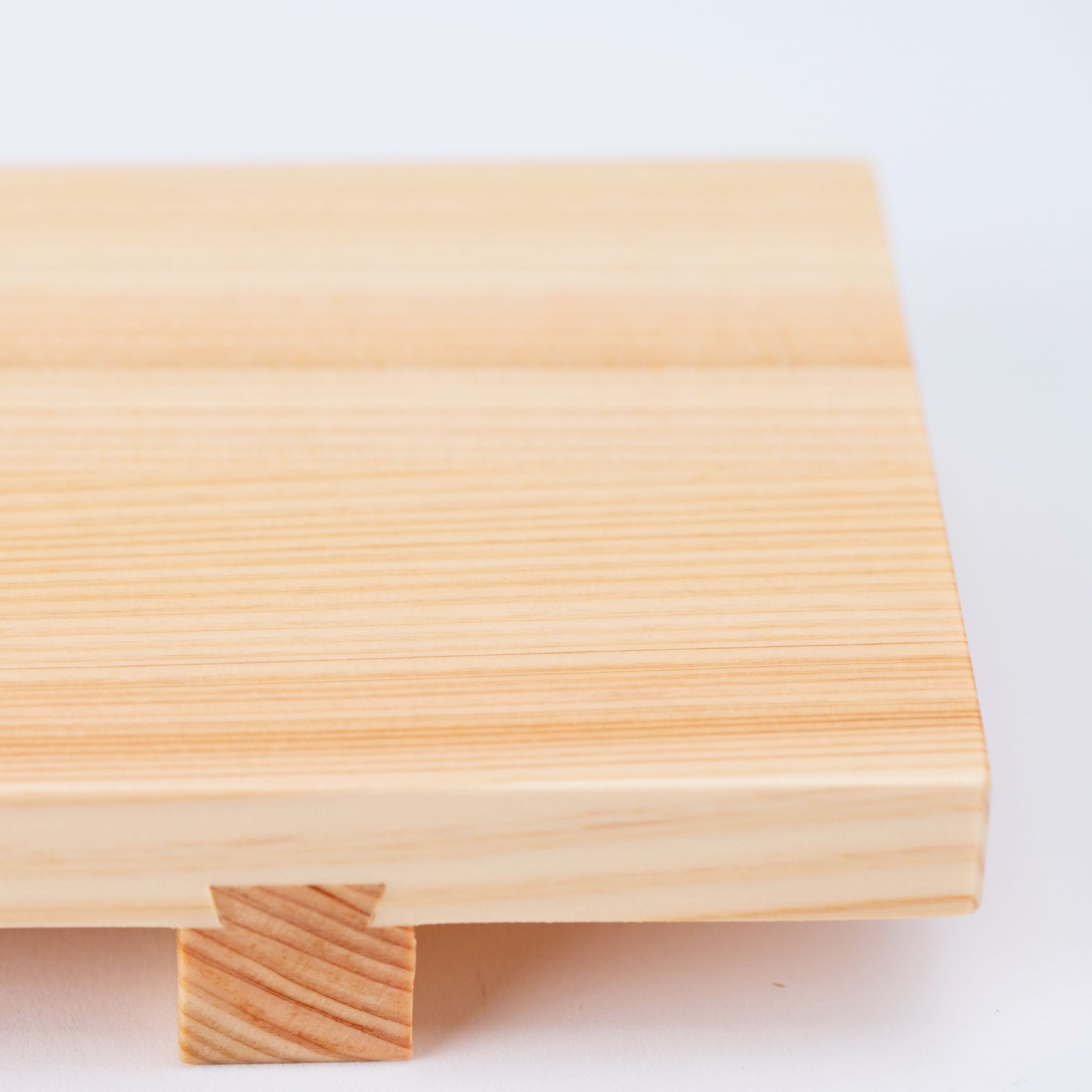 Hinoki Sushi Plate — Clean Cedar Grain