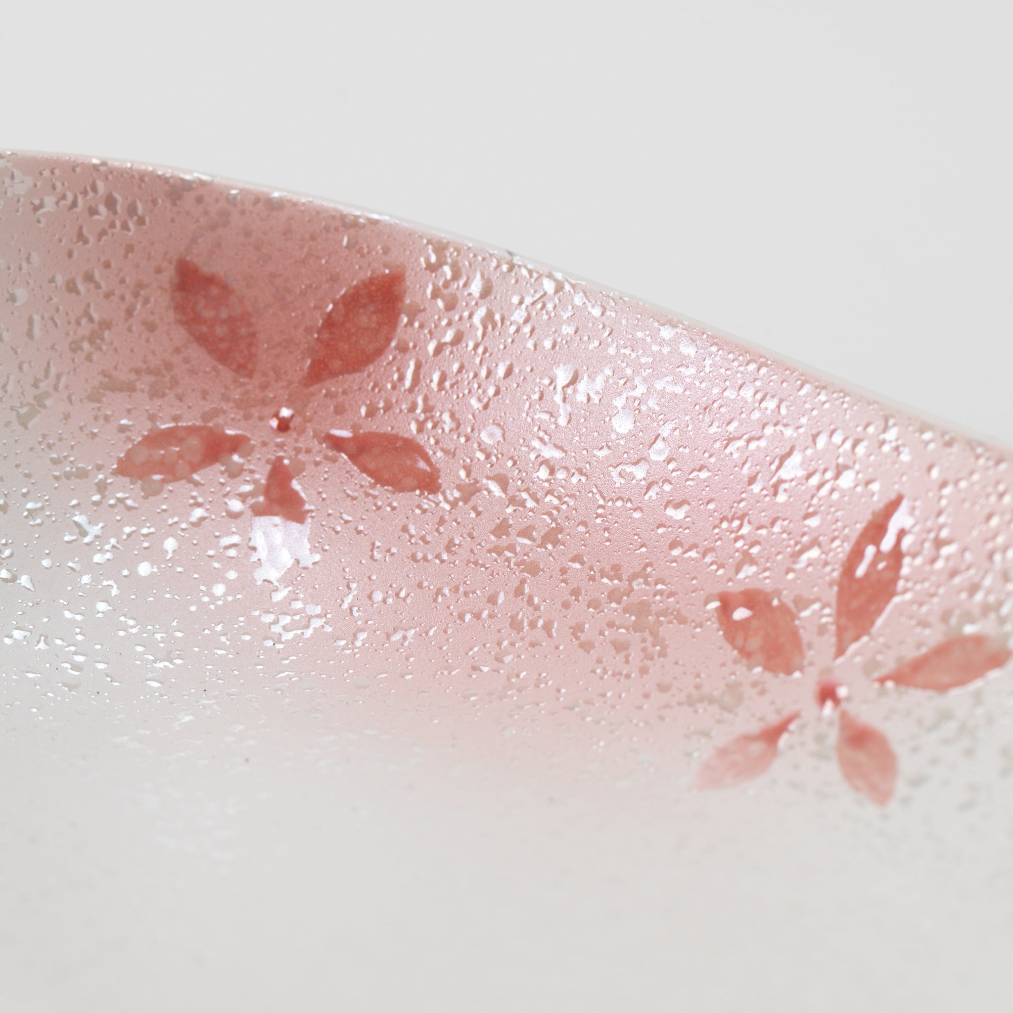 Luster Flower Scattering Bowl