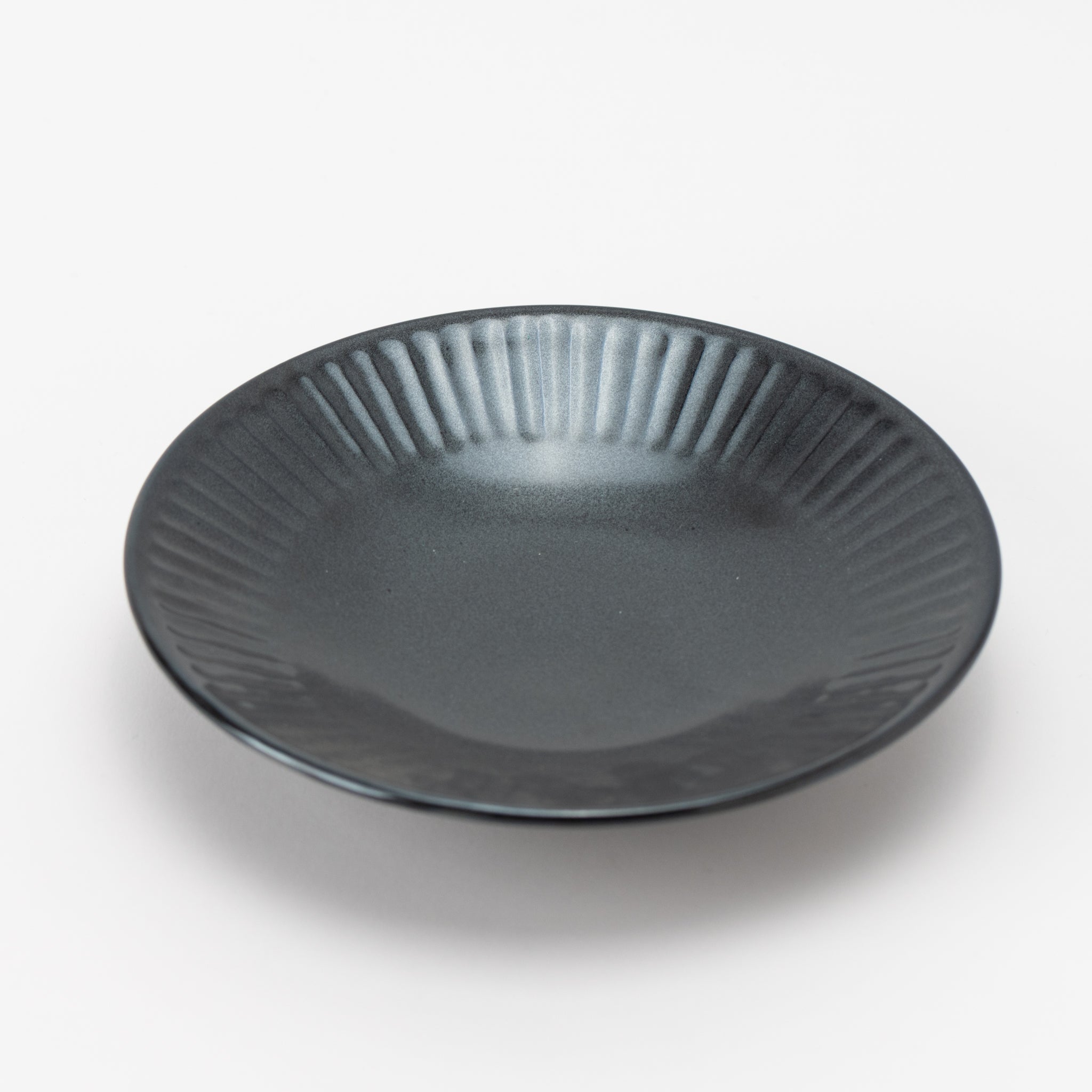 Iron crystal shaved stewing bowl