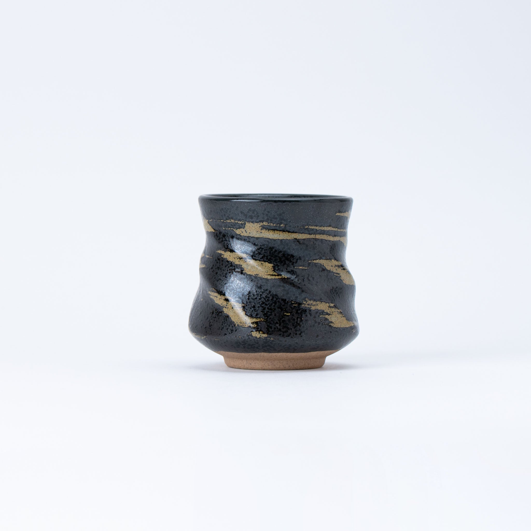 Black & Gold Brushstroke Yunomi Teacup