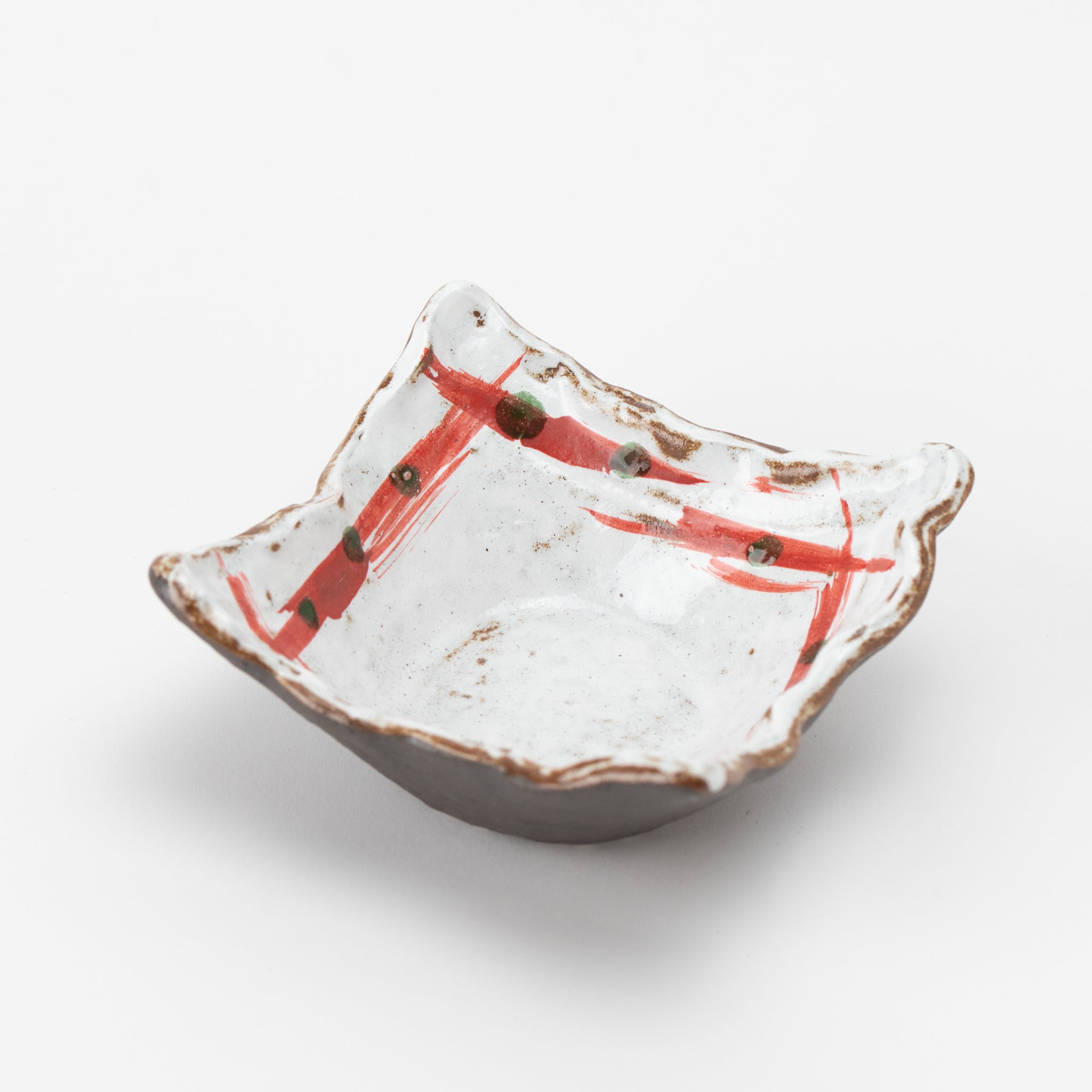 Dyed Red Brush Kohiki Nanban Square Bowl