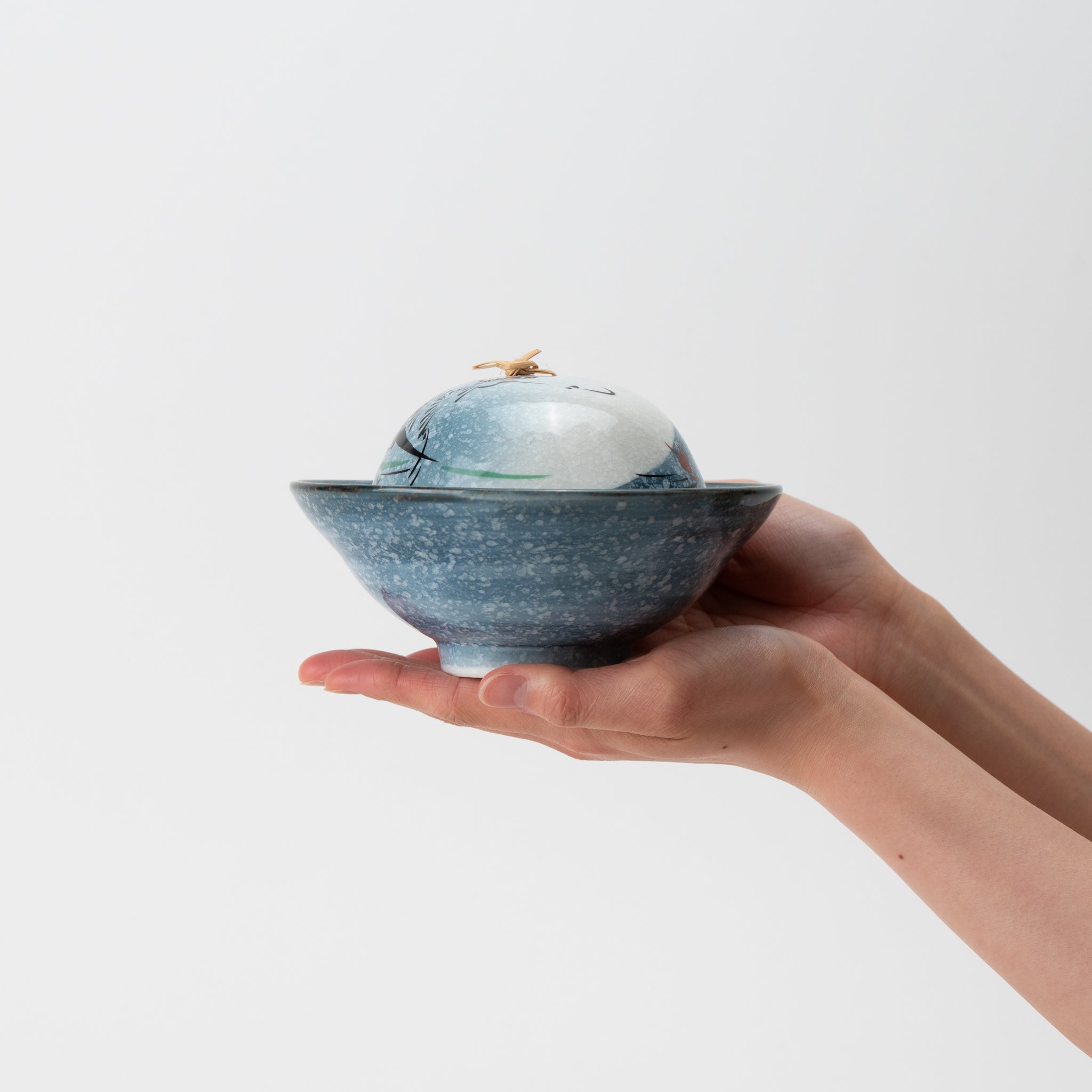 Fugetsu Round Lidded Mukozuke Bowl