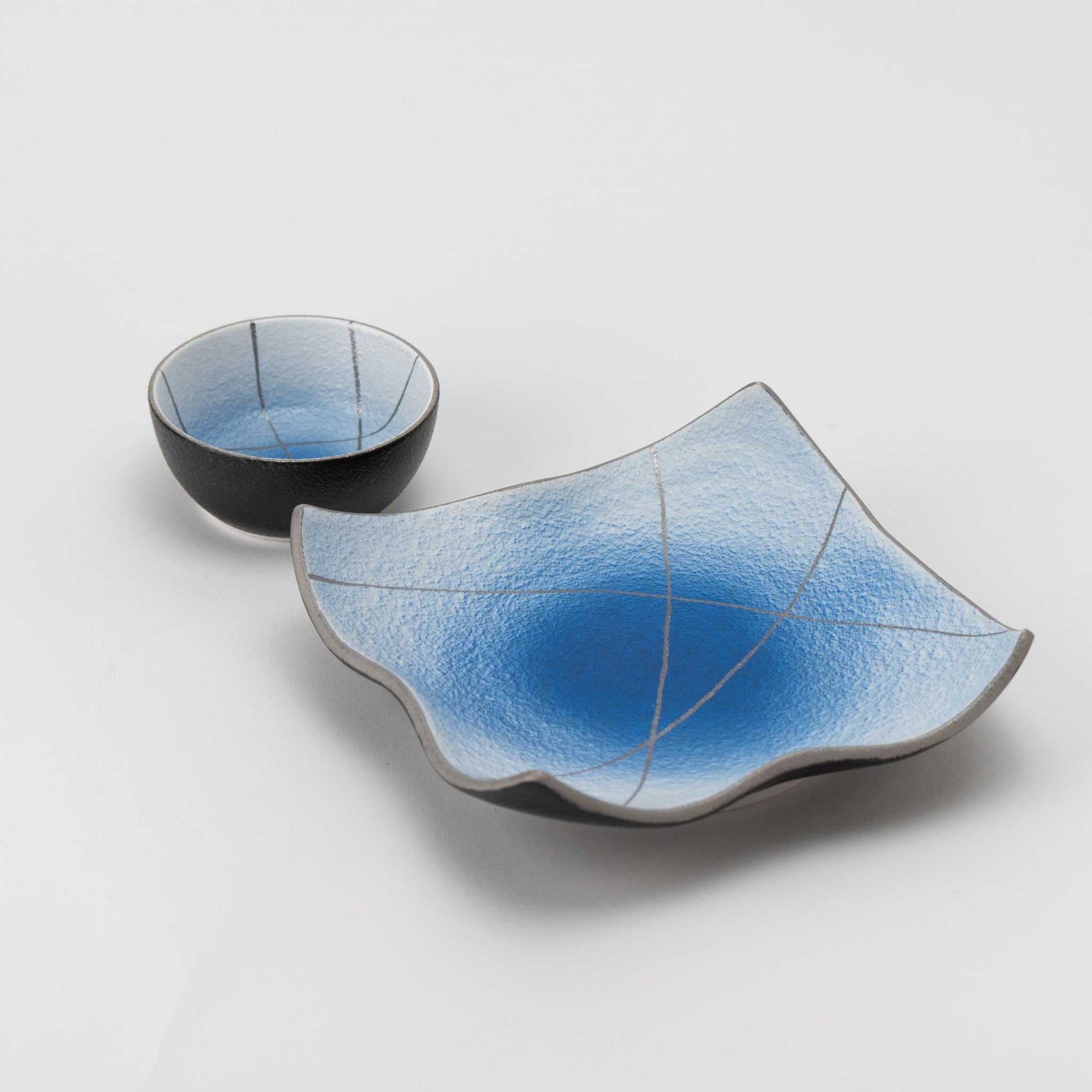 Cobalt Silver-Decorated Round Tonsui Bowl