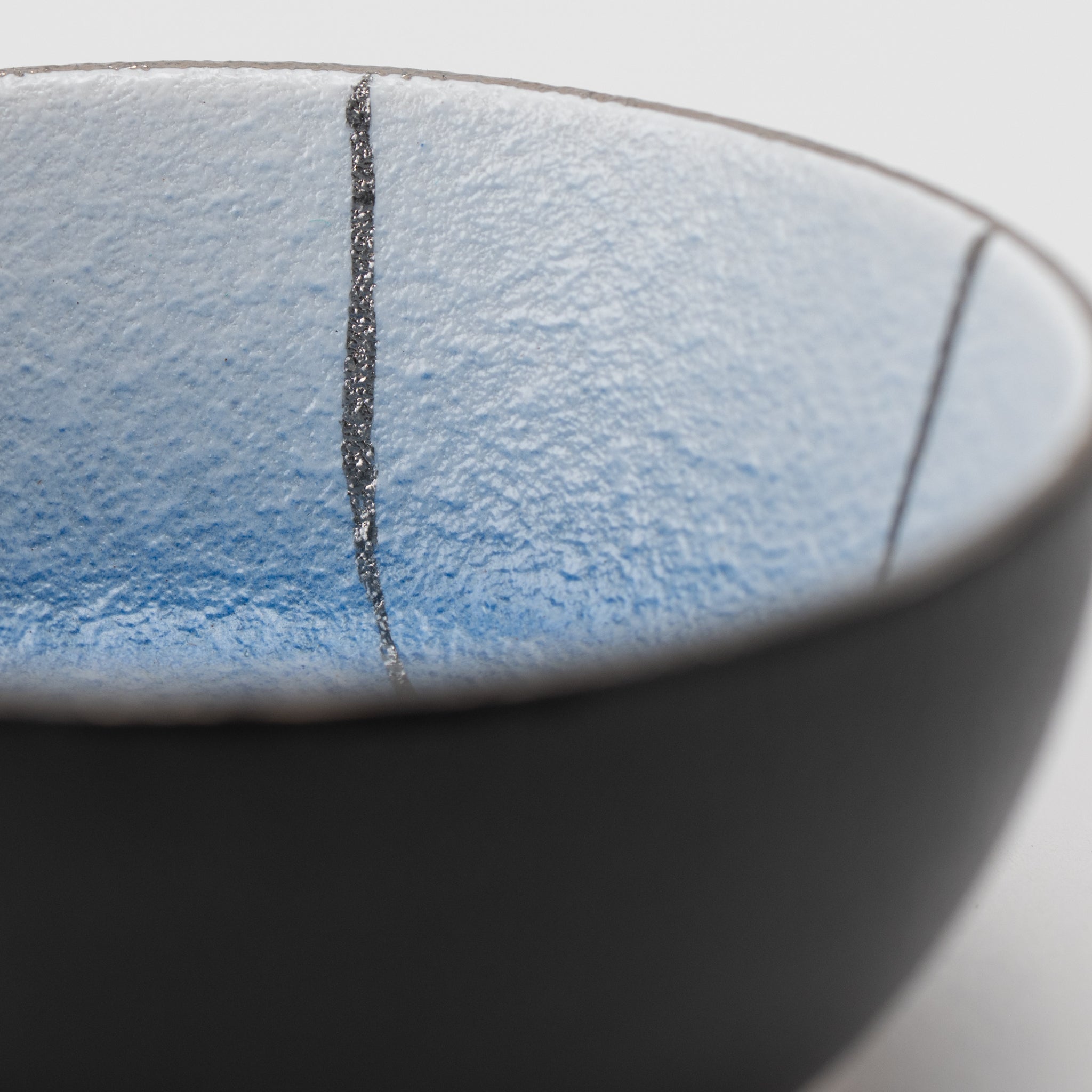 Cobalt Silver-Decorated Round Tonsui Bowl