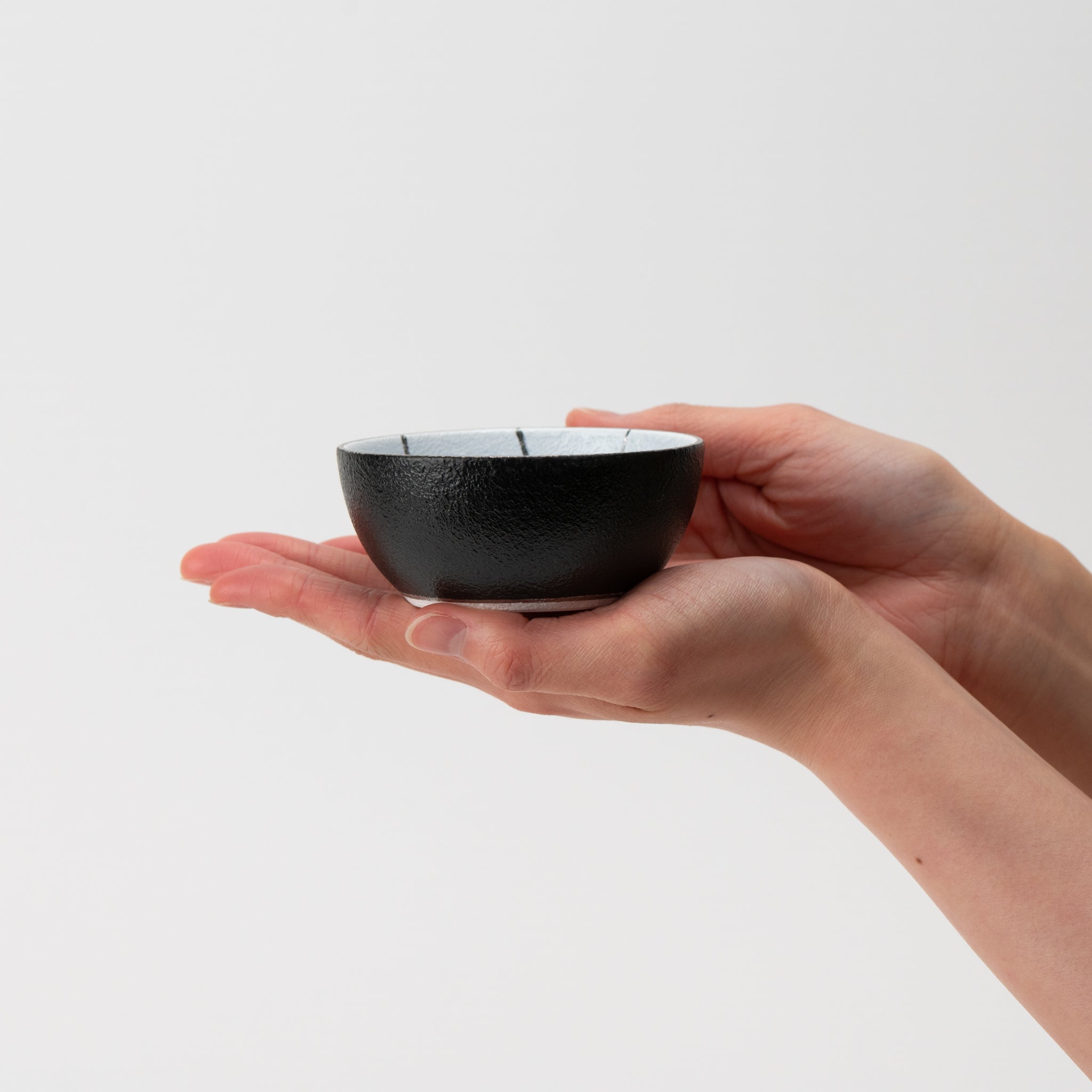 Cobalt Silver-Decorated Round Tonsui Bowl