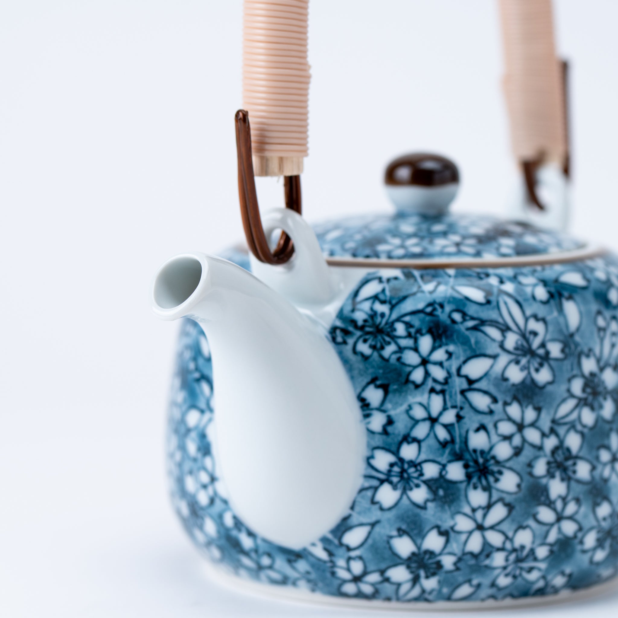 Indigo Sakura Teapot (with Tea Strainer) and Yunomi Teacup Set