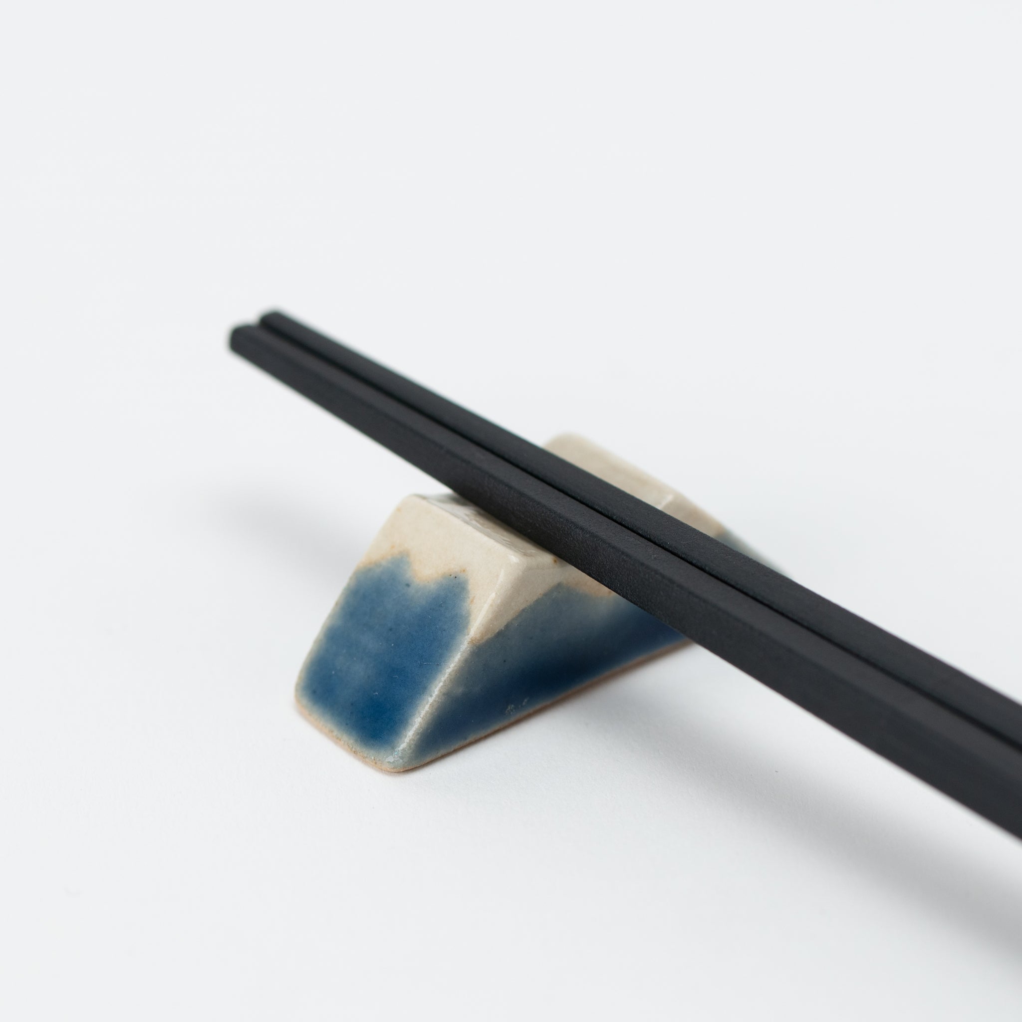 Mount Fuji Navy Chopstick Rest