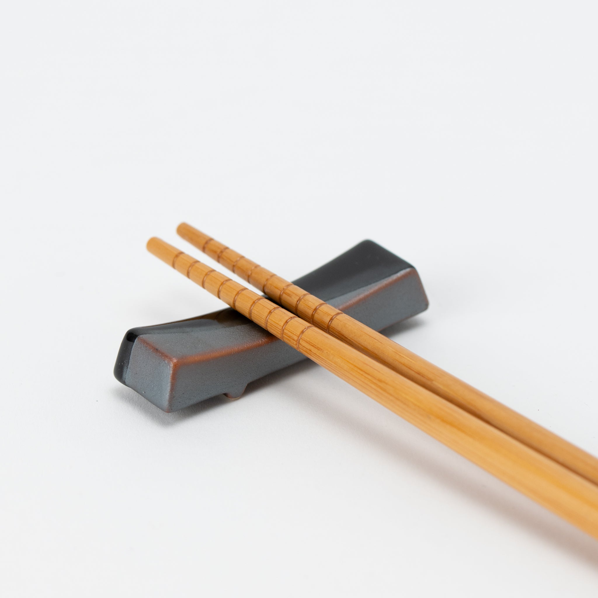 Tenmoku Glaze Flat-board Chopstick Rest