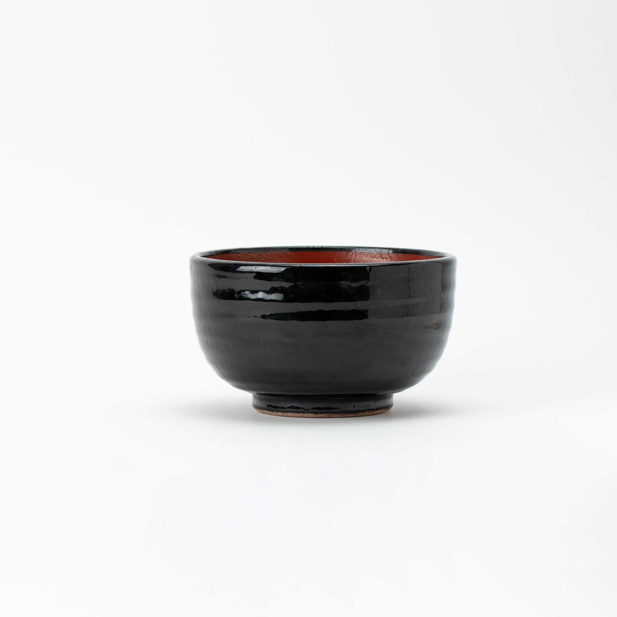 Red and Black Rounded Donburi Bowl