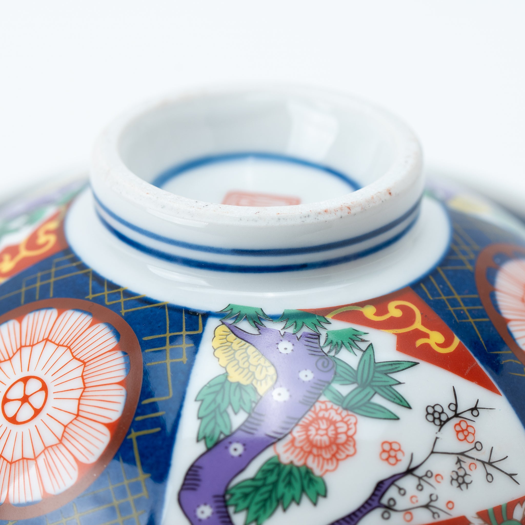 Splendid Brocade Peony Lidded Donburi Bowl