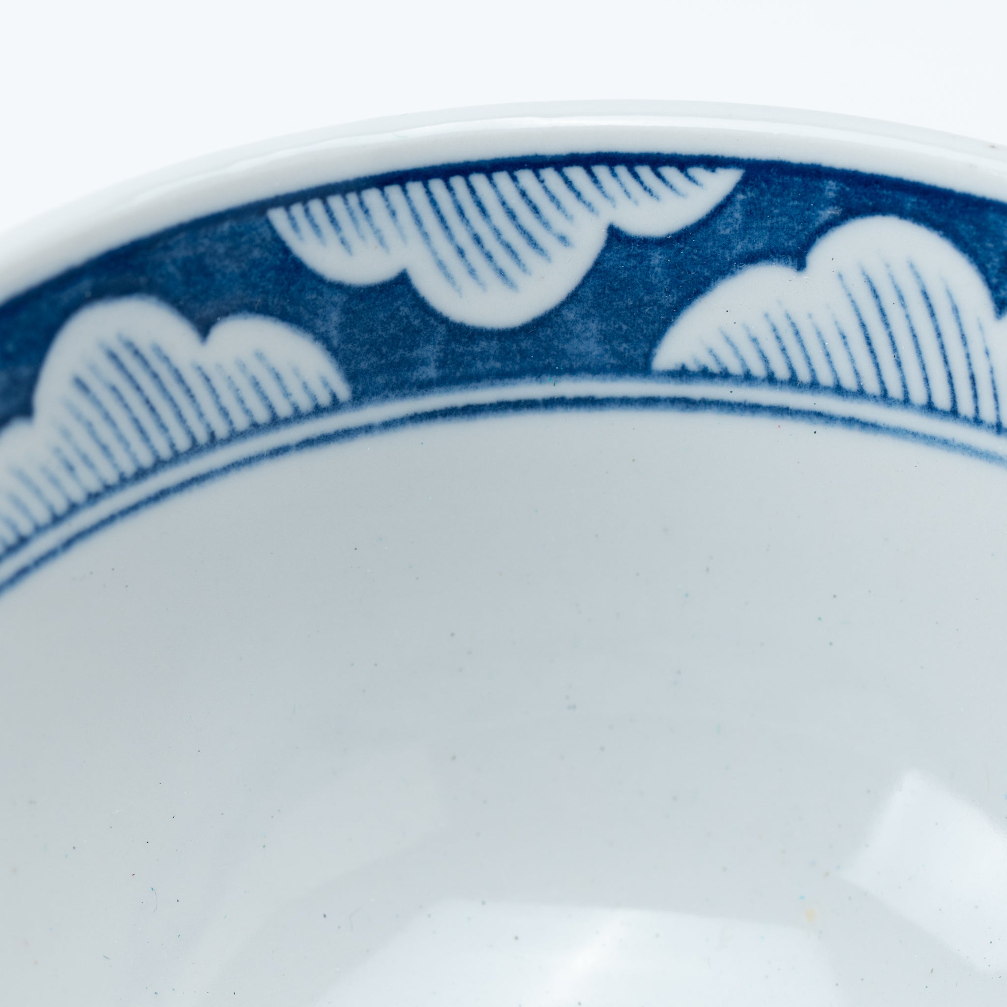 Splendid Brocade Peony Lidded Donburi Bowl