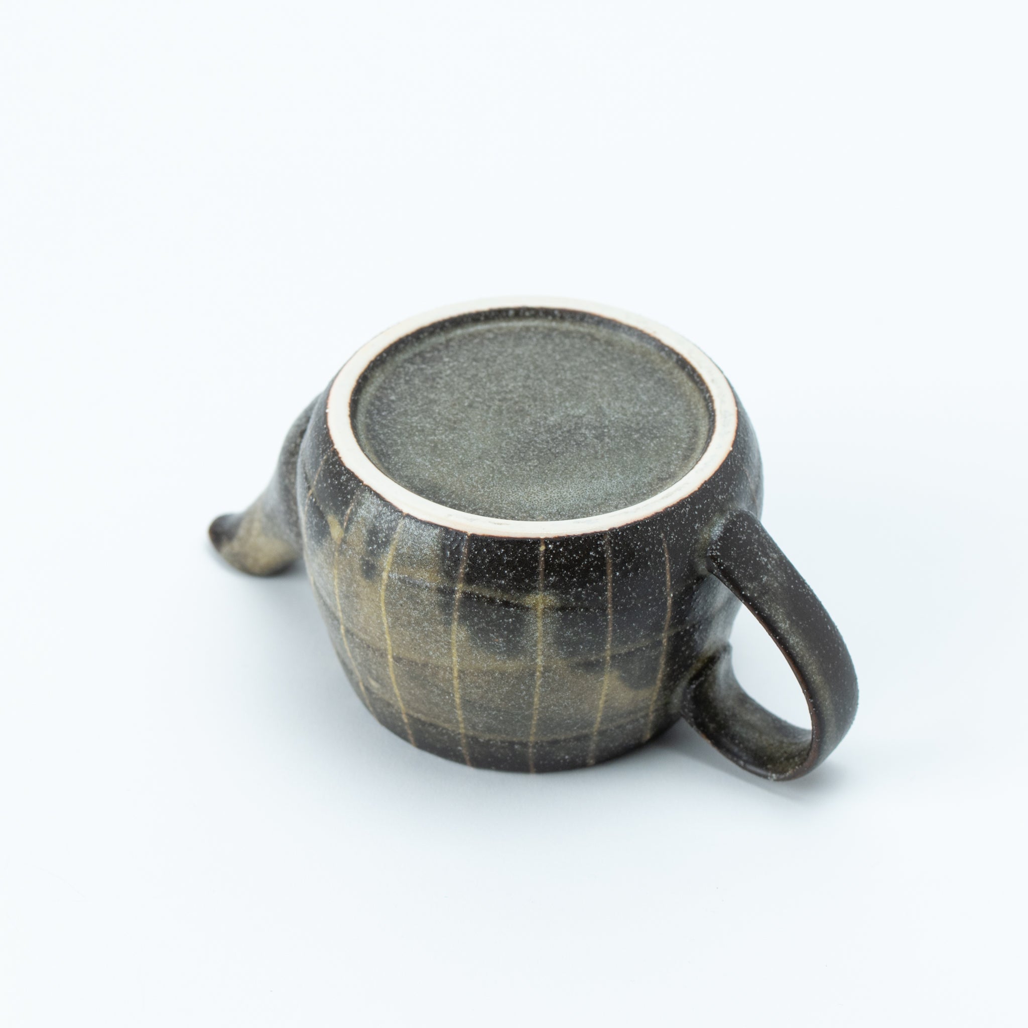 Rust-Iga Tokusa Teapot (with Tea Strainer)