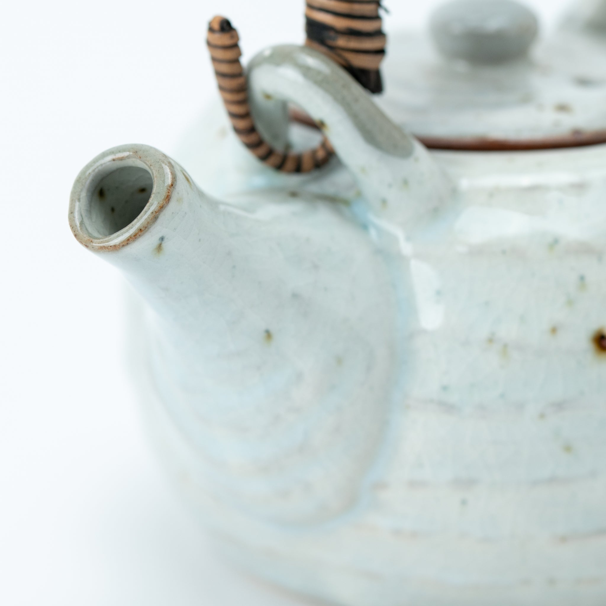 Kohiki Seiji Glaze Dobin Teapot (with Tea Strainer)