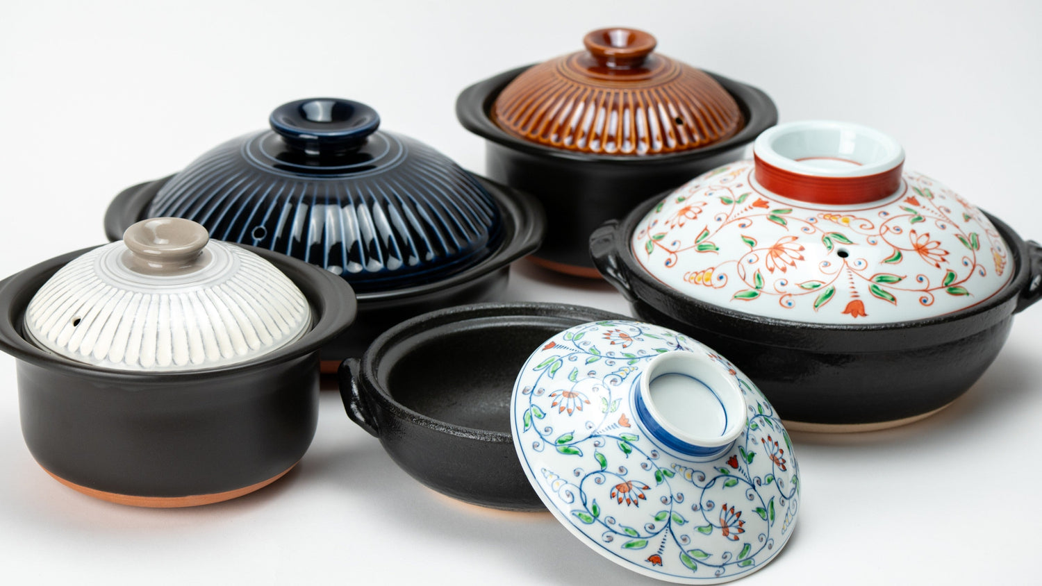 The Magic of the Modern Donabe: Why Ginpo Kikka is the Ultimate Japanese Clay Pot