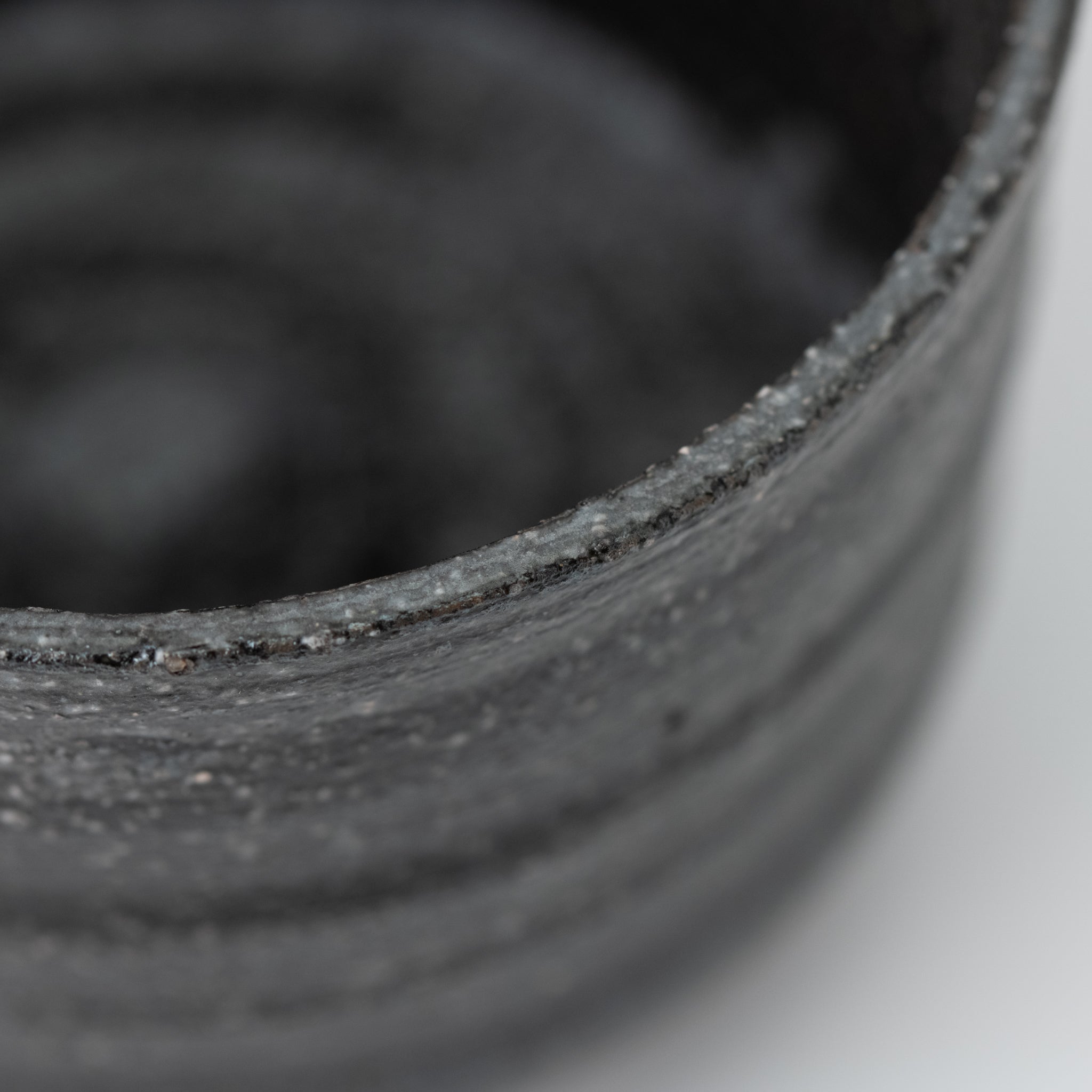 Black Steel Matcha Bowl 4.3 in.