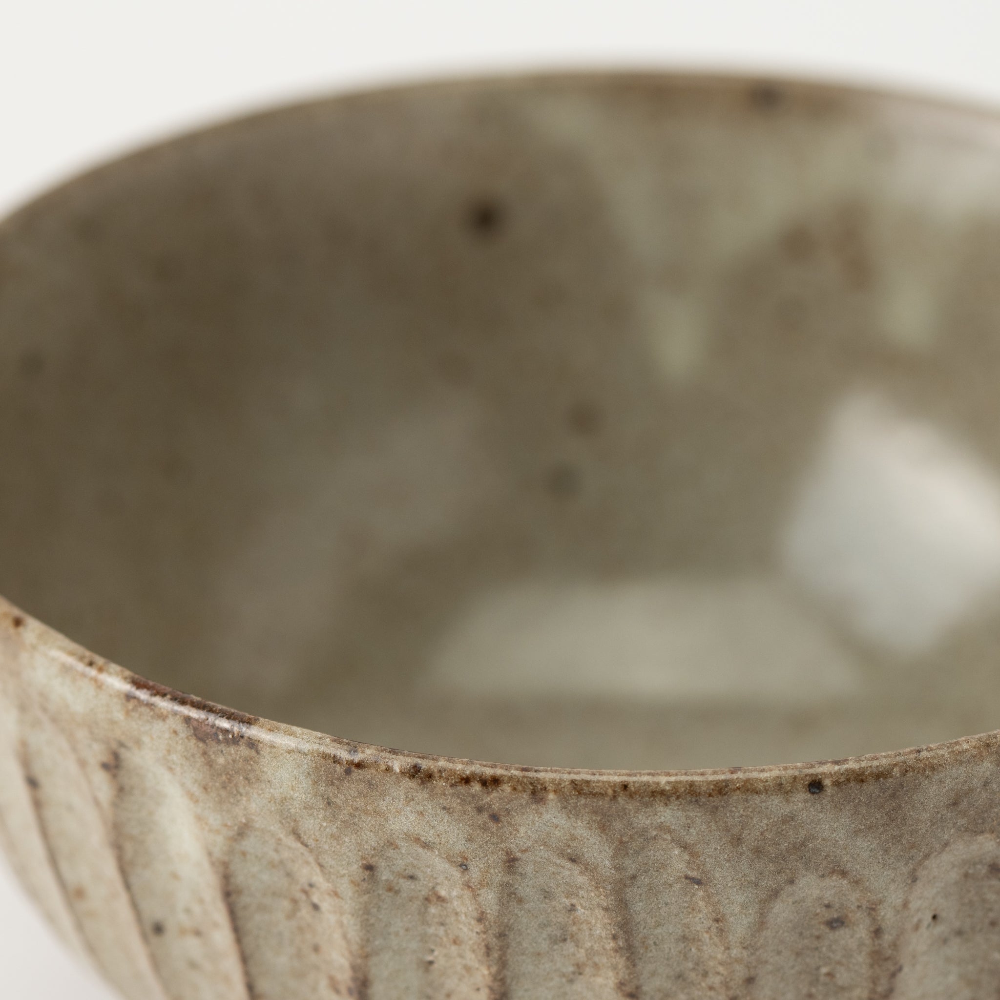 Grey Glaze Carving Donburi Bowl