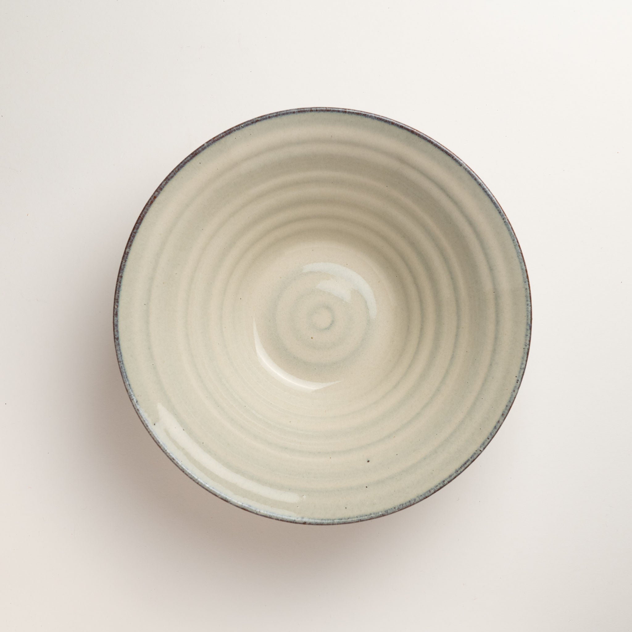 White Glaze Carving Curved Donburi Bowl