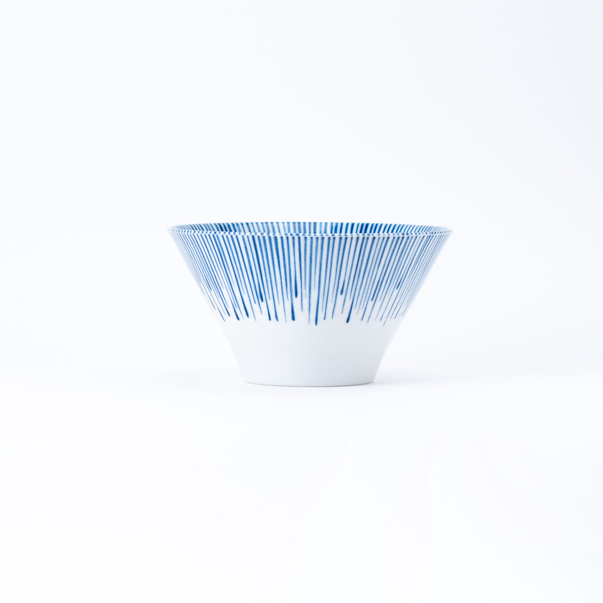 Reverse Fuji Rainy Blue Stripe Ramen Bowl