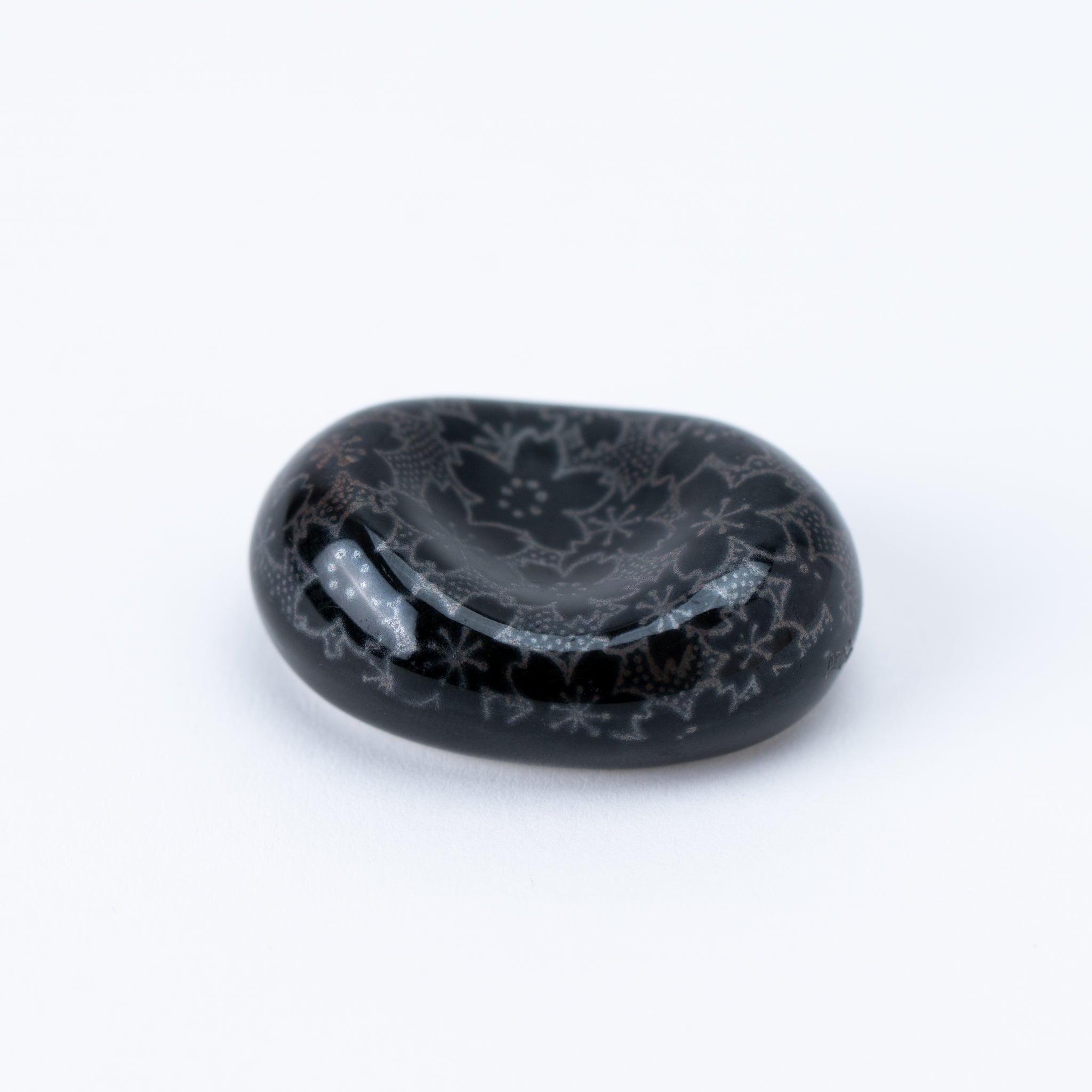Silver Sakura Pattern Black Oval Chopstick Rest