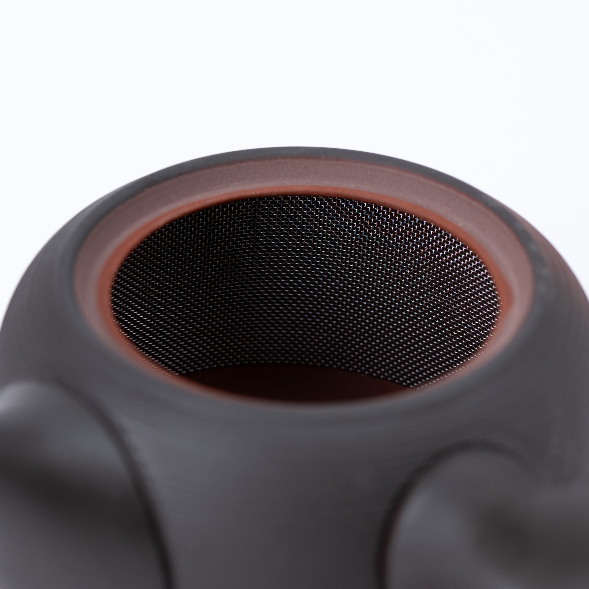 Tokoname Black & Vermilion Ridge Carving Teapot