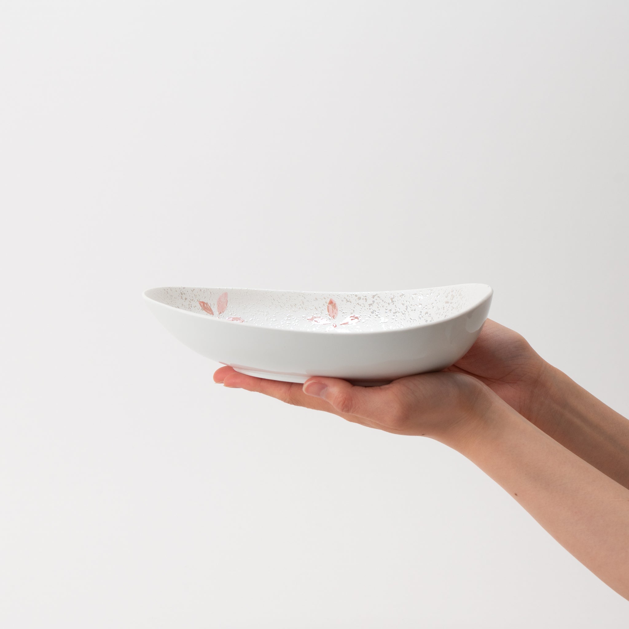 Luster Flower Scattering Bowl