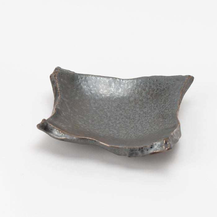 COTOWAKU Silver Rust Black Chigiri Square Plate, featuring a chic volcanic texture and architectural presence for a modern dining table.