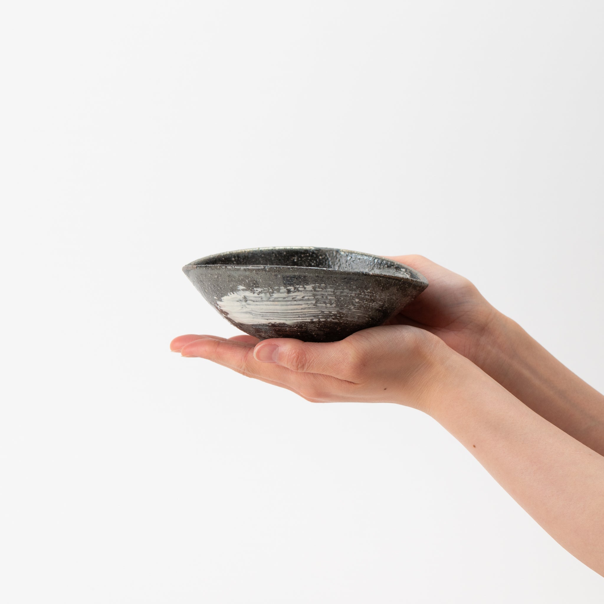 Hakeme Amigasa Small Bowl
