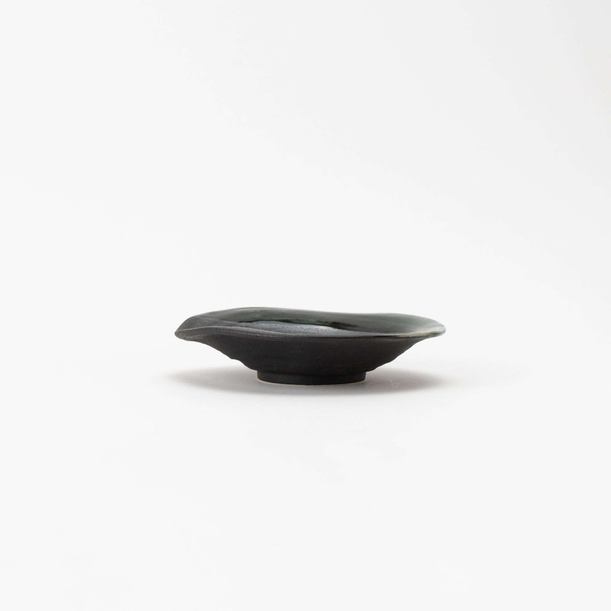Black Crystal Oribe Shallow Bowl