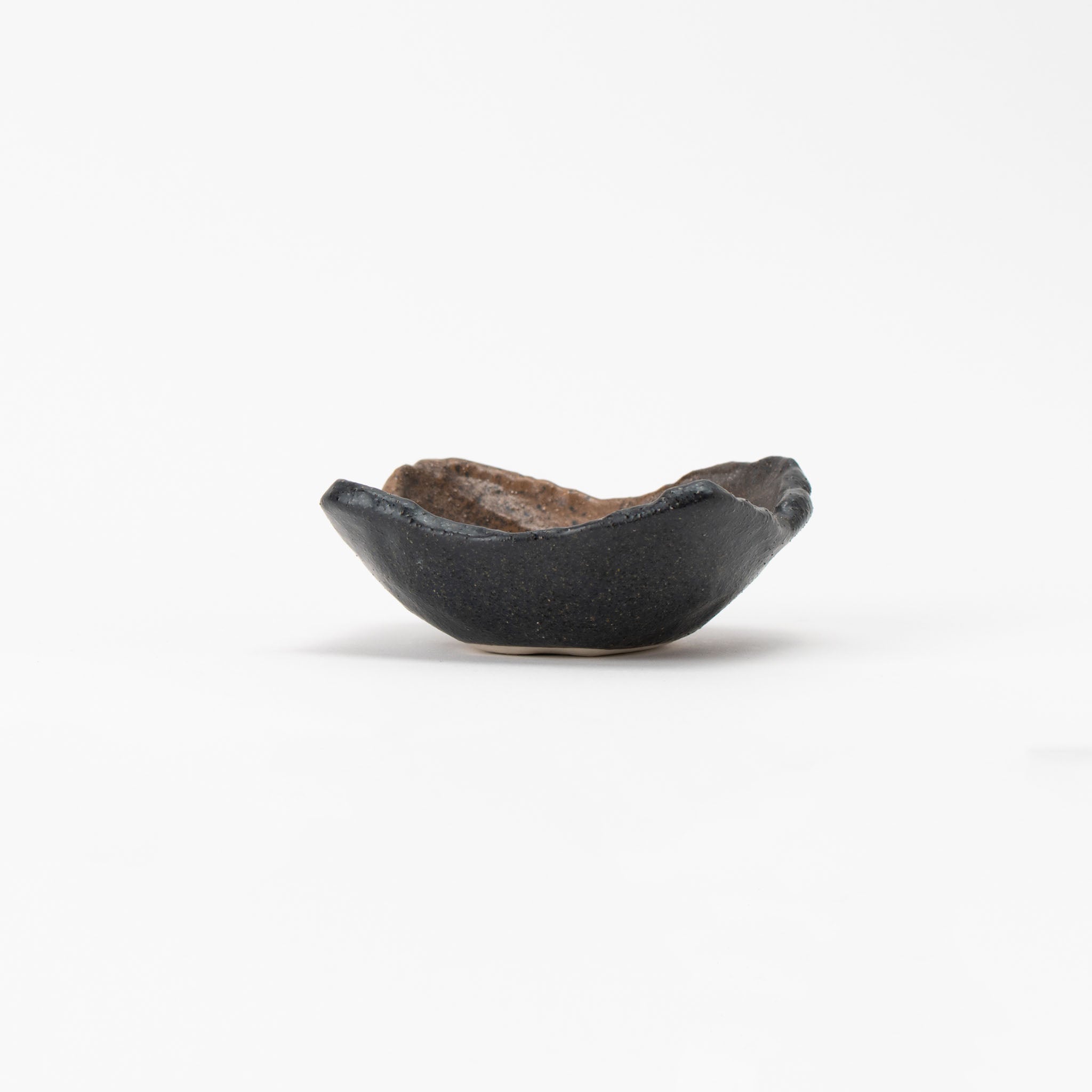 Black Bizen Rough-Carved Small Bowl