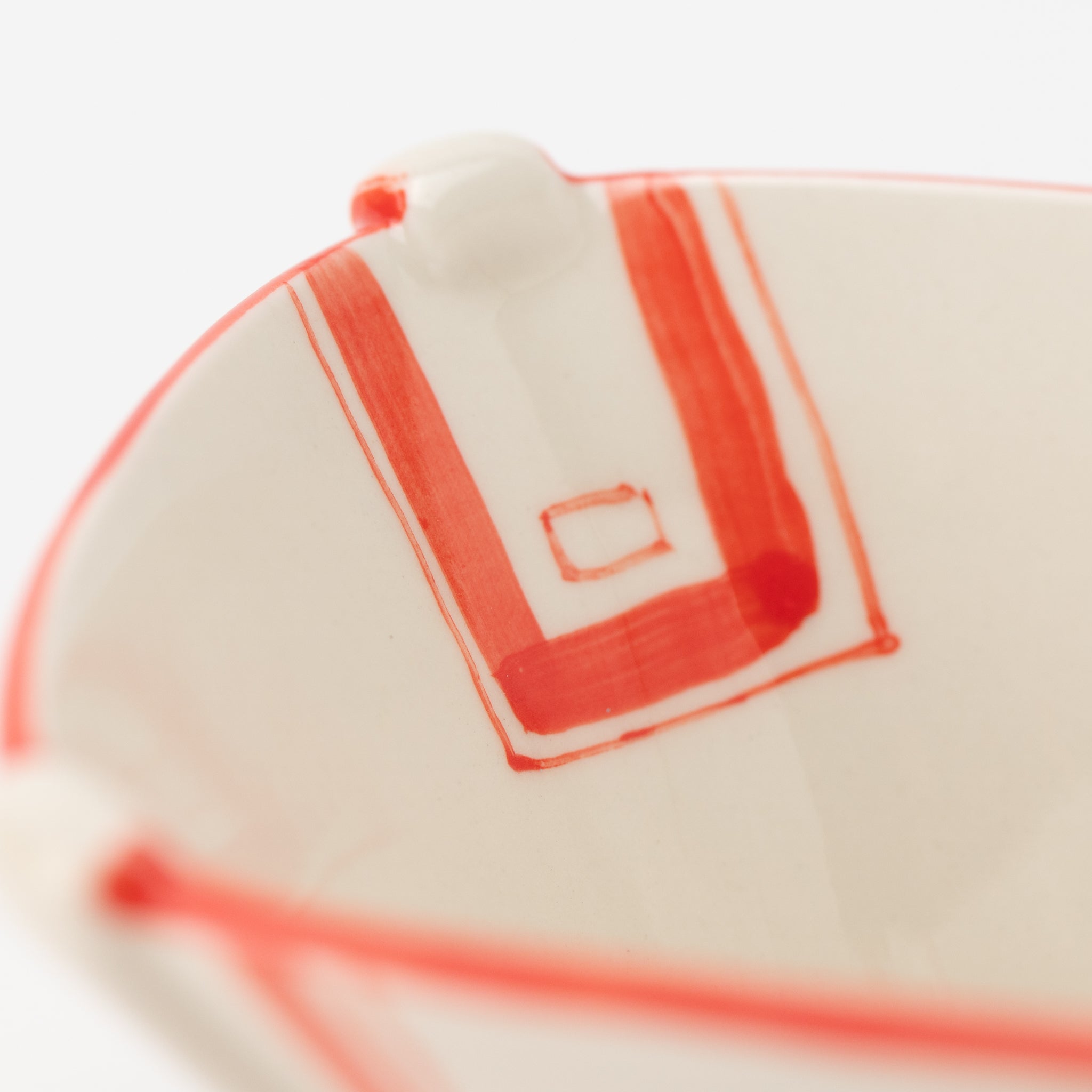 Geometric Pattern Four-Legged Small Bowl