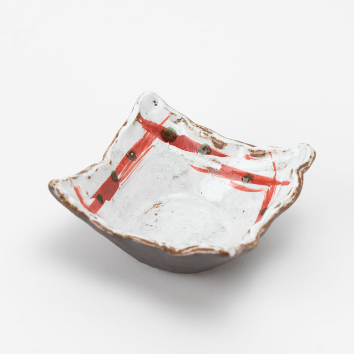 Dyed Red Brush Kohiki Nanban Square Bowl