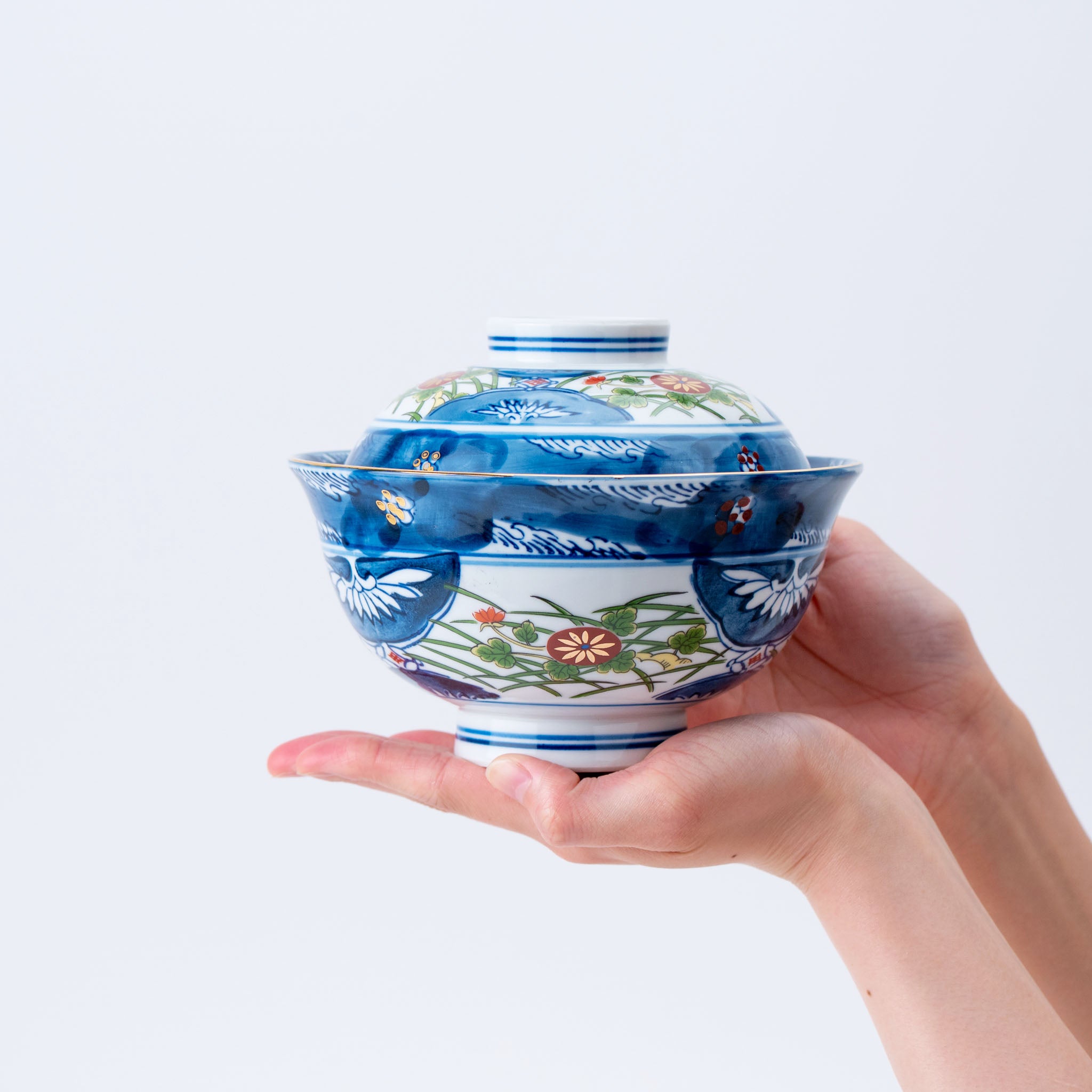 Lidded Bowl with Cranes and Floral Motif