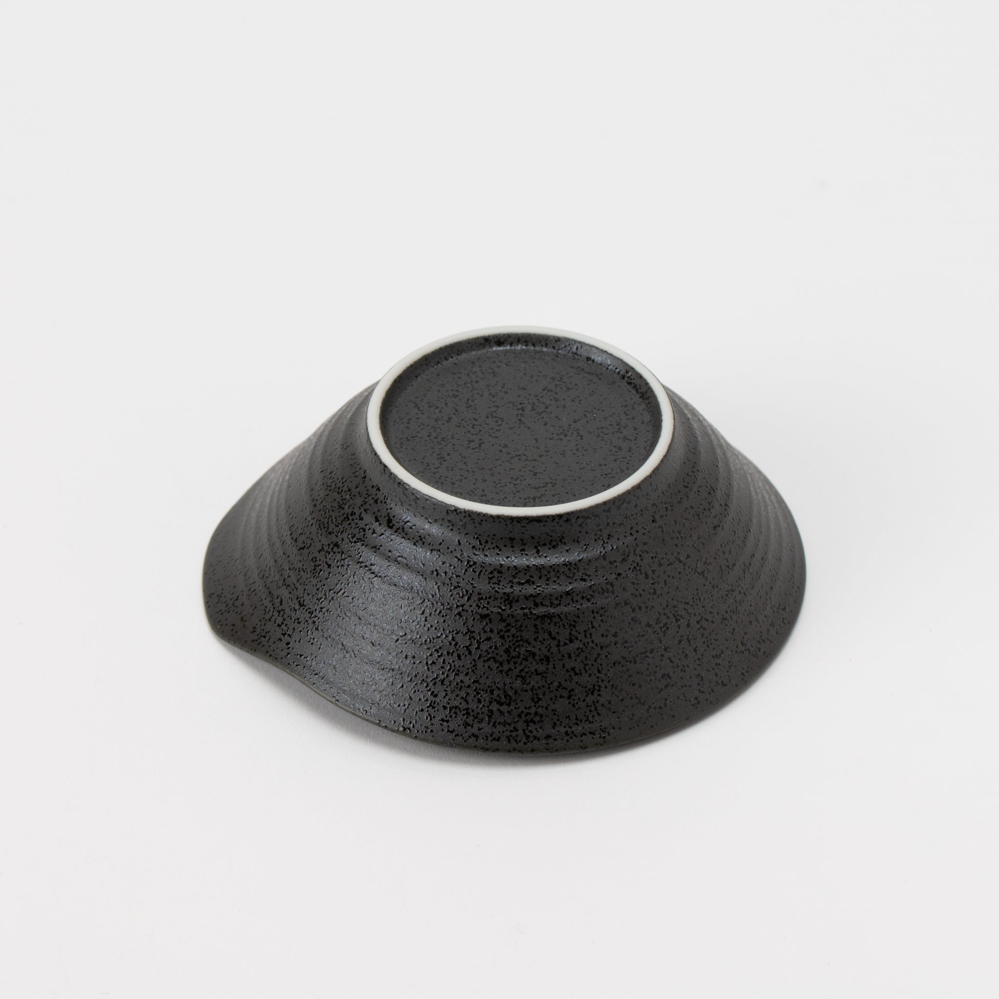 White-Sprayed Tenmoku Tonsui Bowl