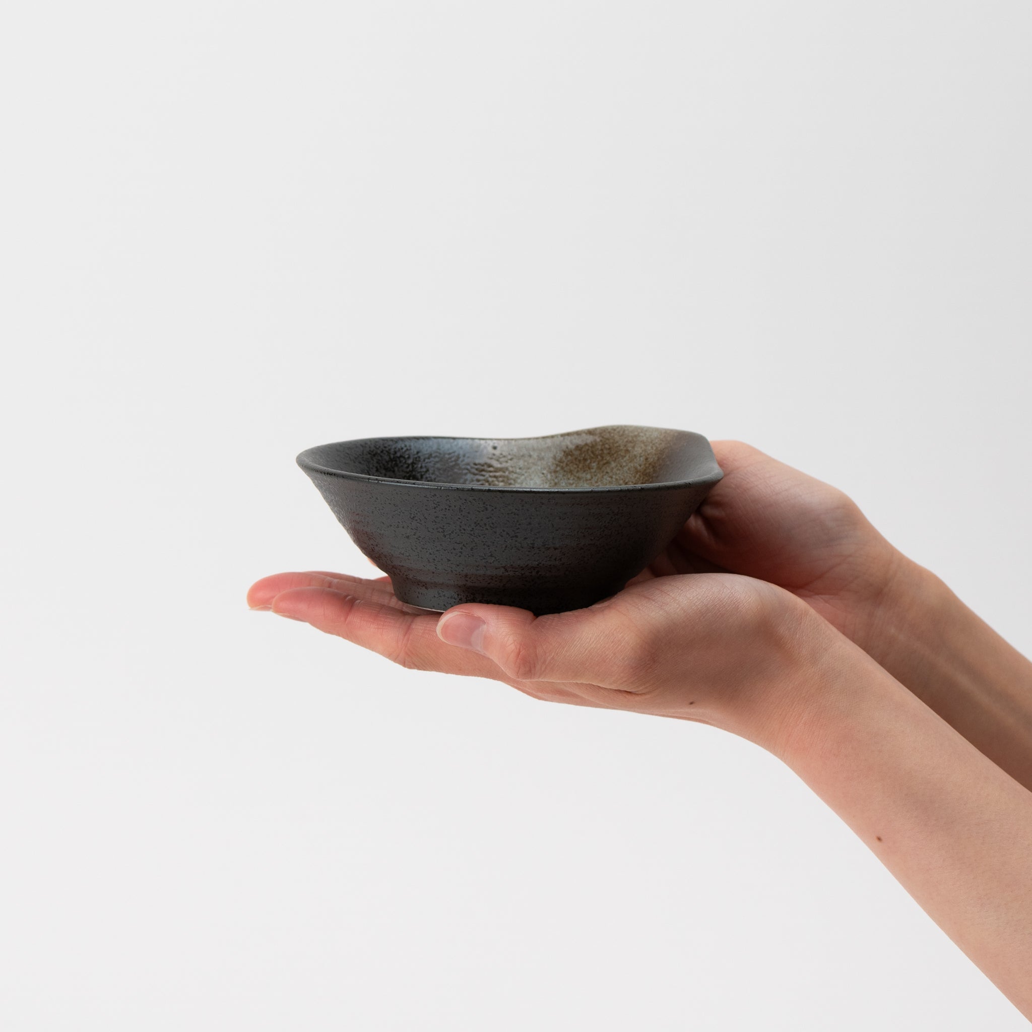 White-Sprayed Tenmoku Tonsui Bowl