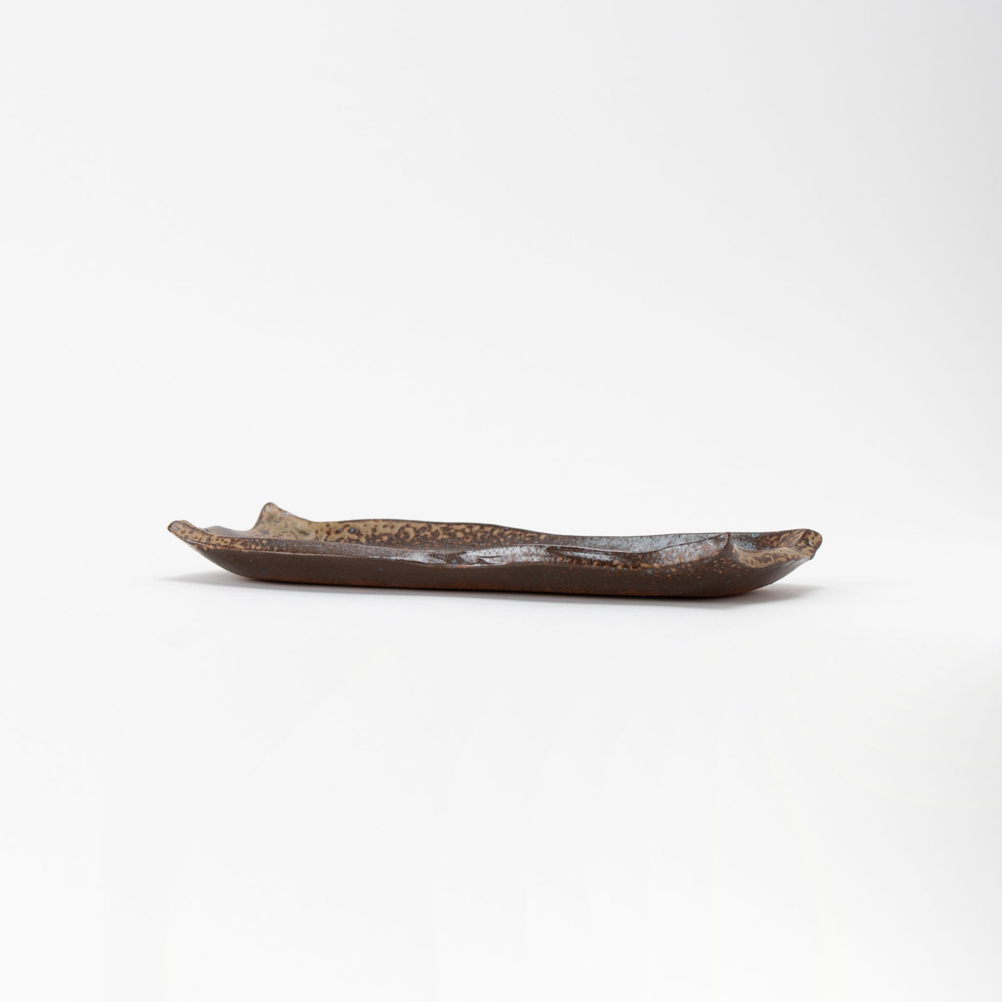 Bizen Modern Cut Rectangular Plate