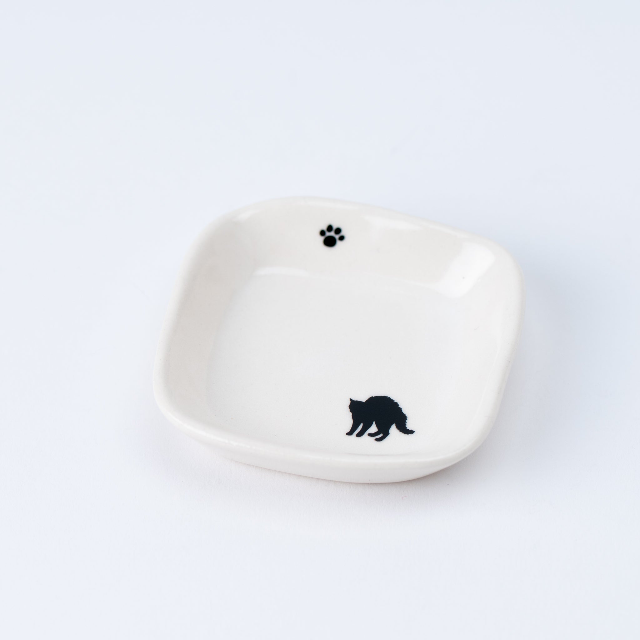 Small Plate – Black Cat & Paw Print
