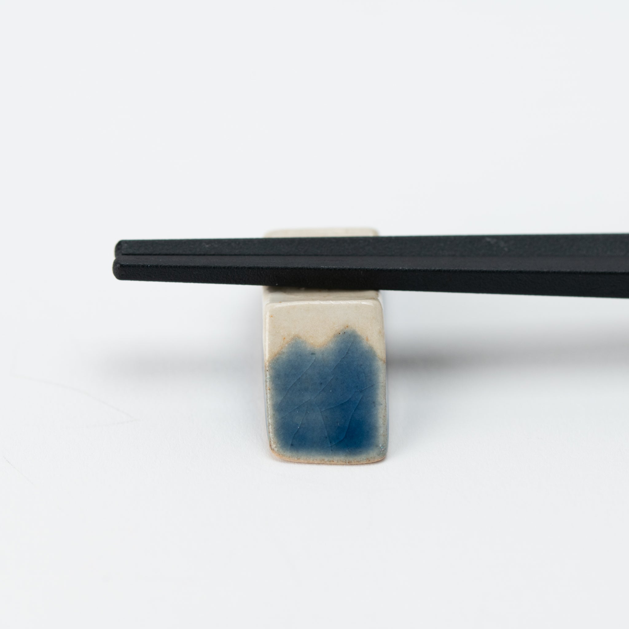 Mount Fuji Navy Chopstick Rest