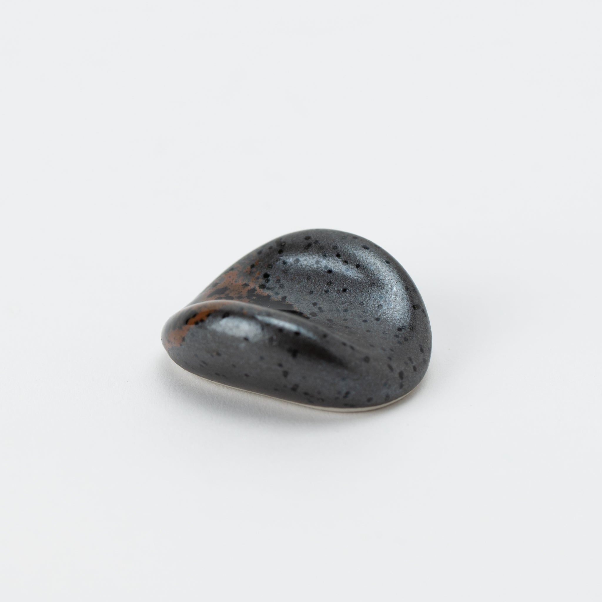 Dark Crystal Oribe Chopstick Rest