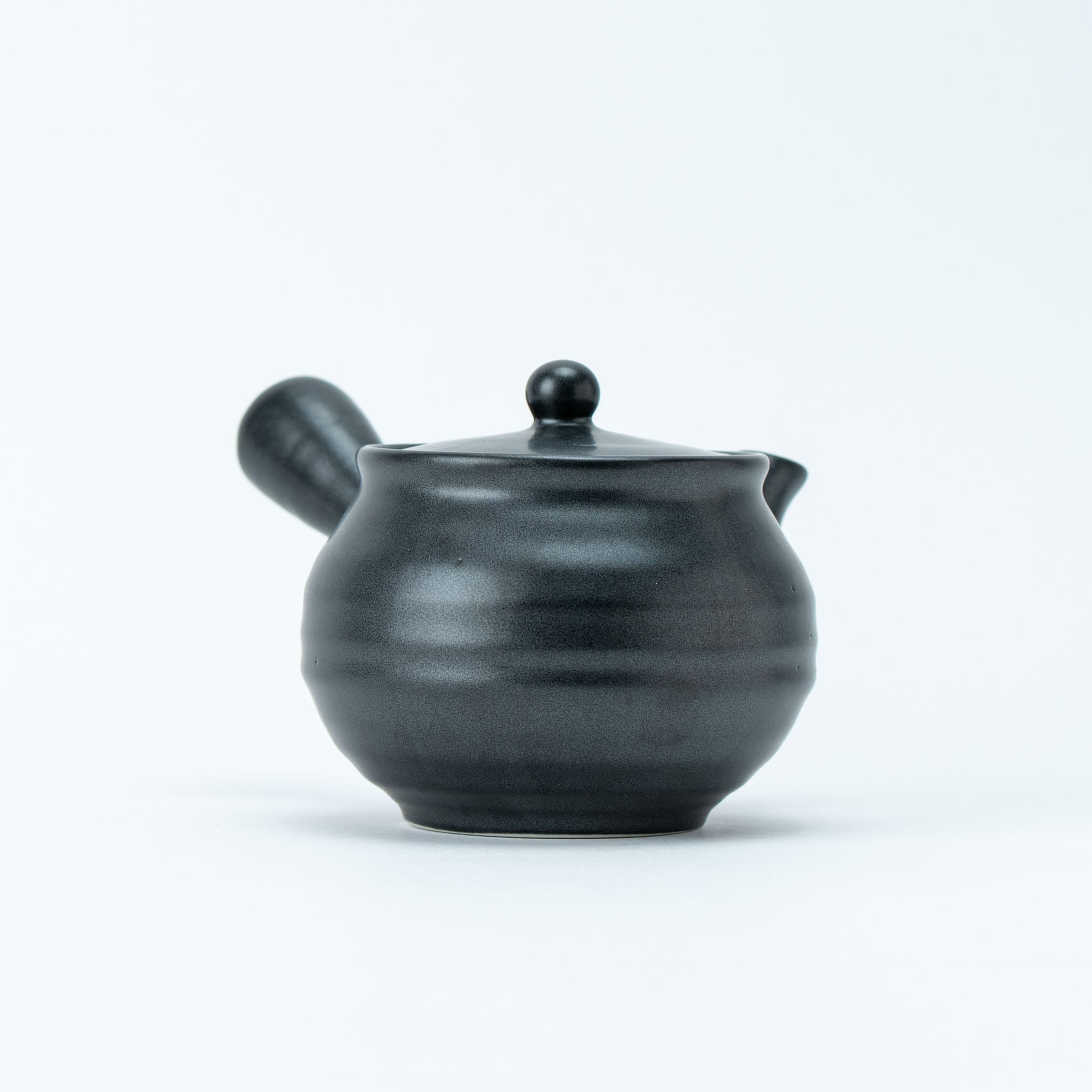 Black Rokubei Teapot (with Tea Strainer)