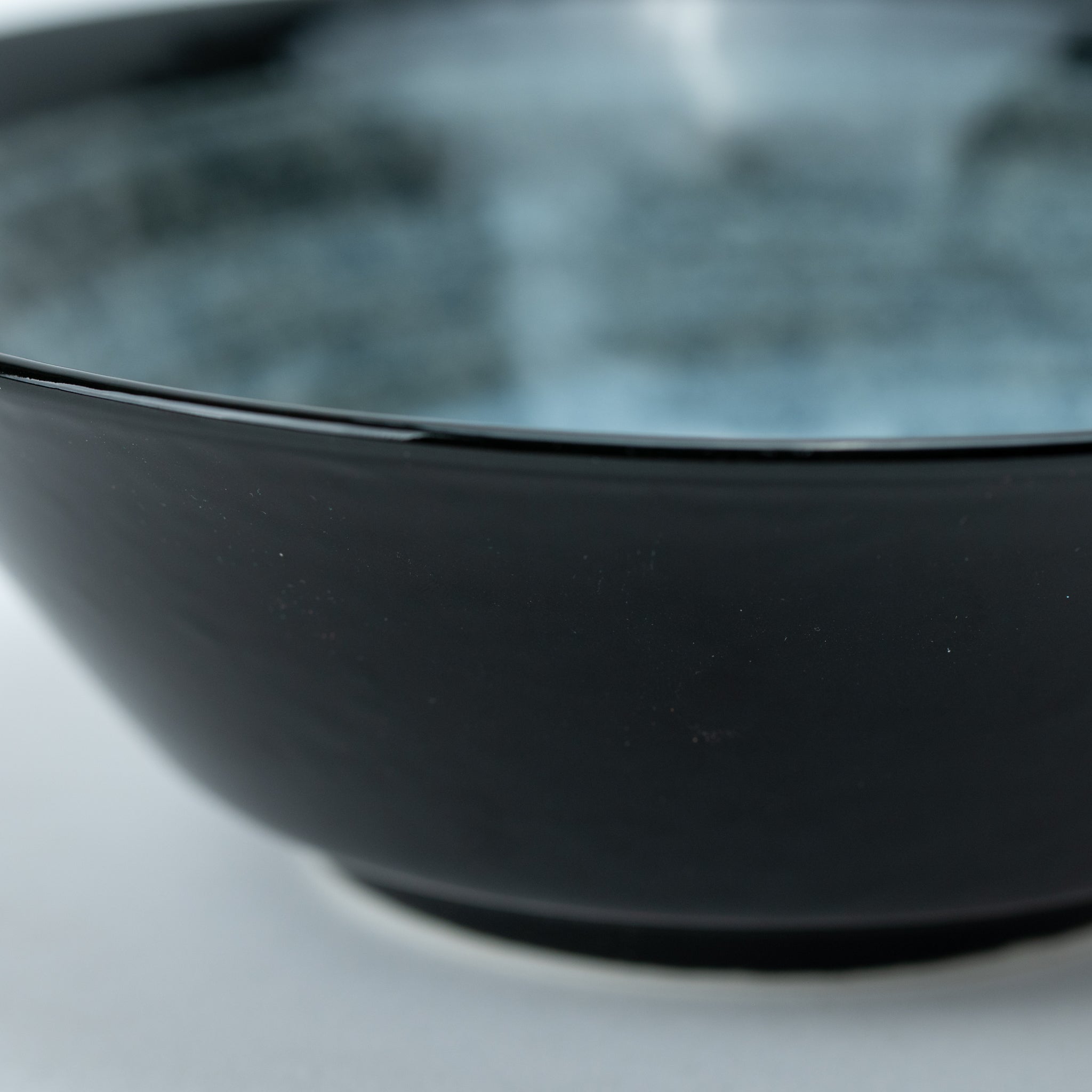 Mysterious Tide Straight Sided Donburi Bowl
